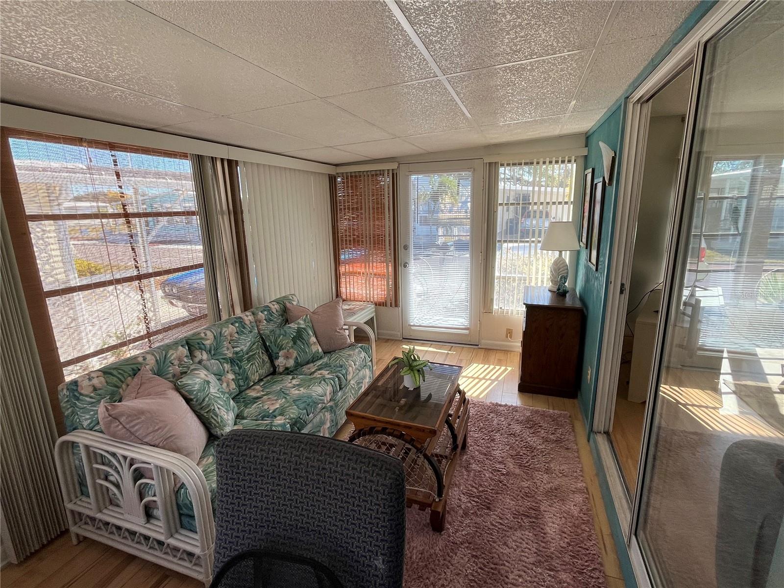 Image 31 of 46 For 511 Cervina Drive N