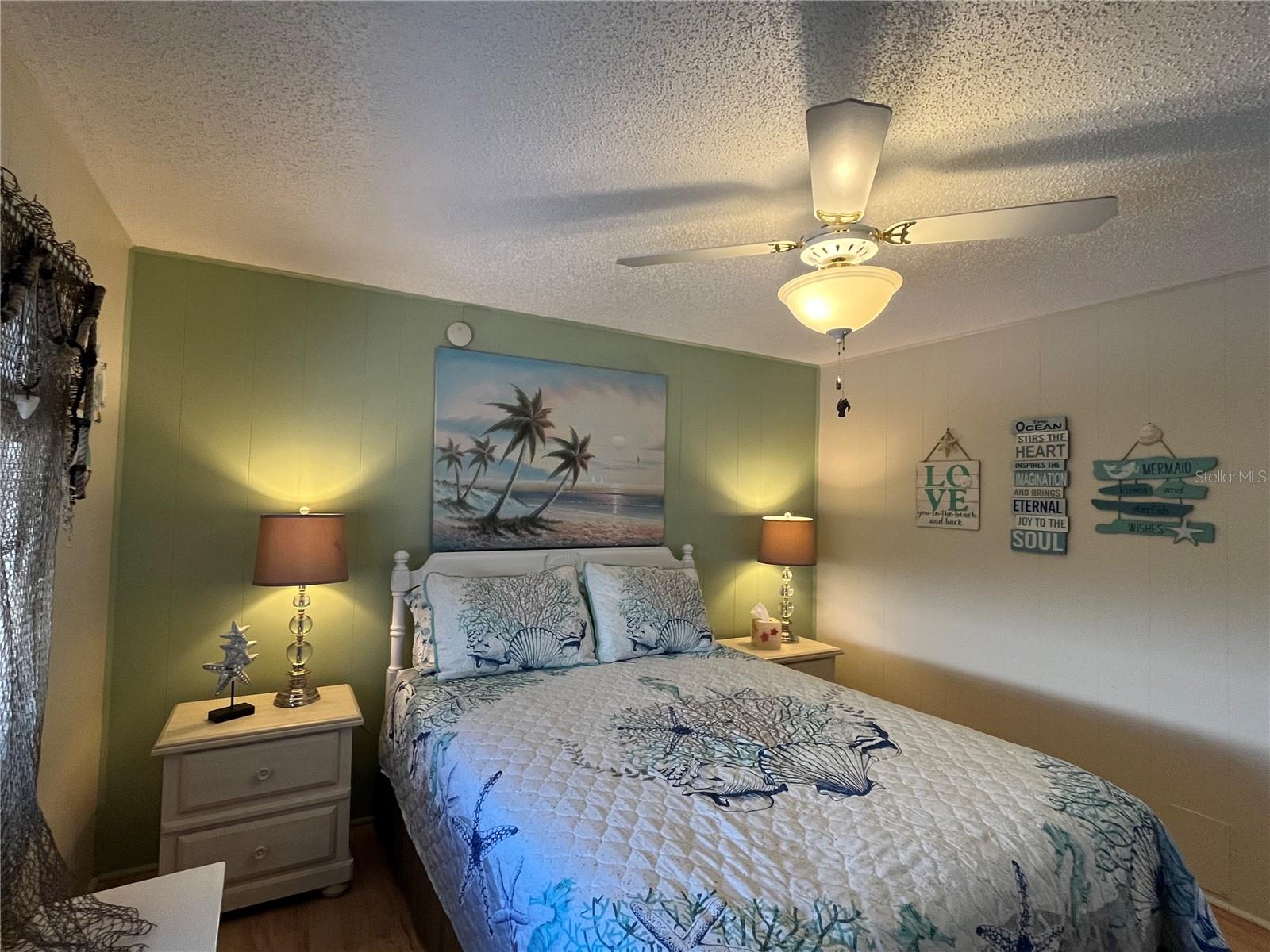 Image 33 of 46 For 511 Cervina Drive N