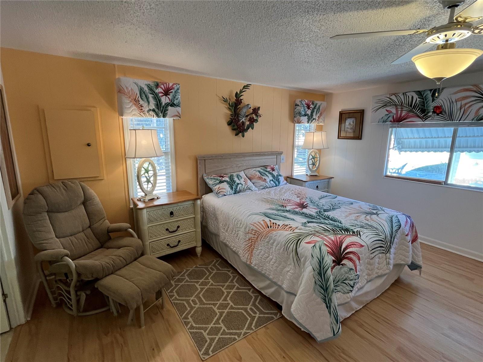 Image 38 of 46 For 511 Cervina Drive N