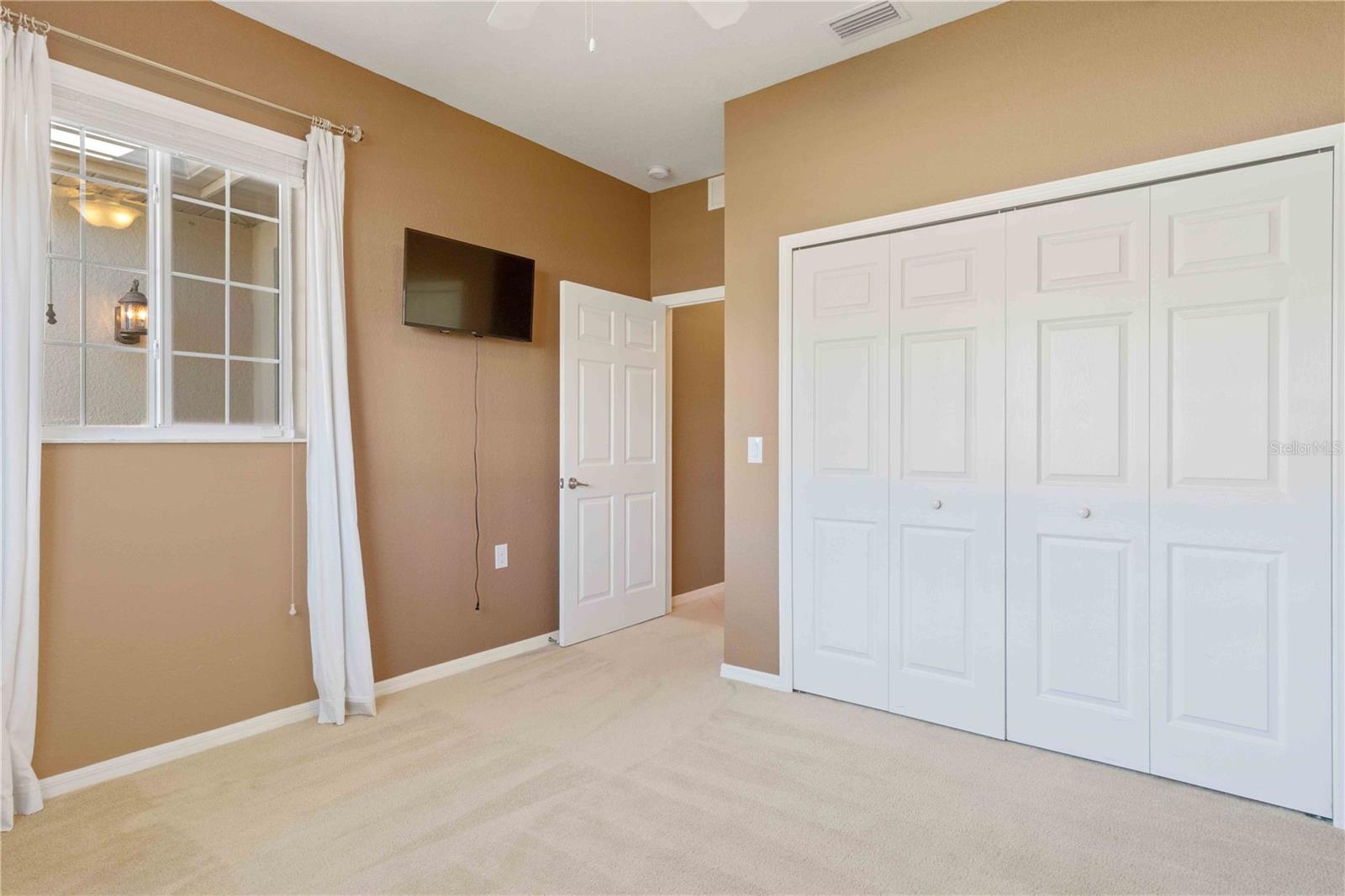 Image 23 of 44 For 24067 Park Place Drive S 71