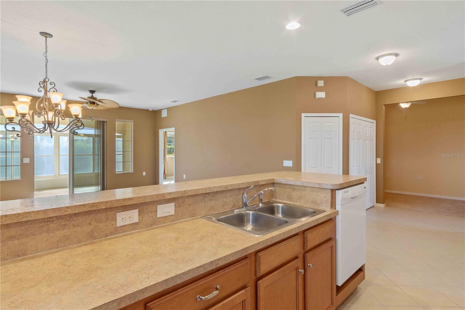 Image 8 of 44 For 24067 Park Place Drive S 71