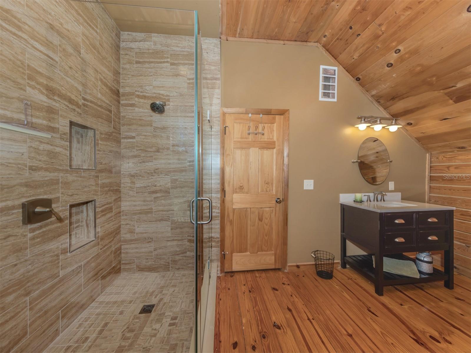 Image 23 of 89 For 2450 Flagami Lane