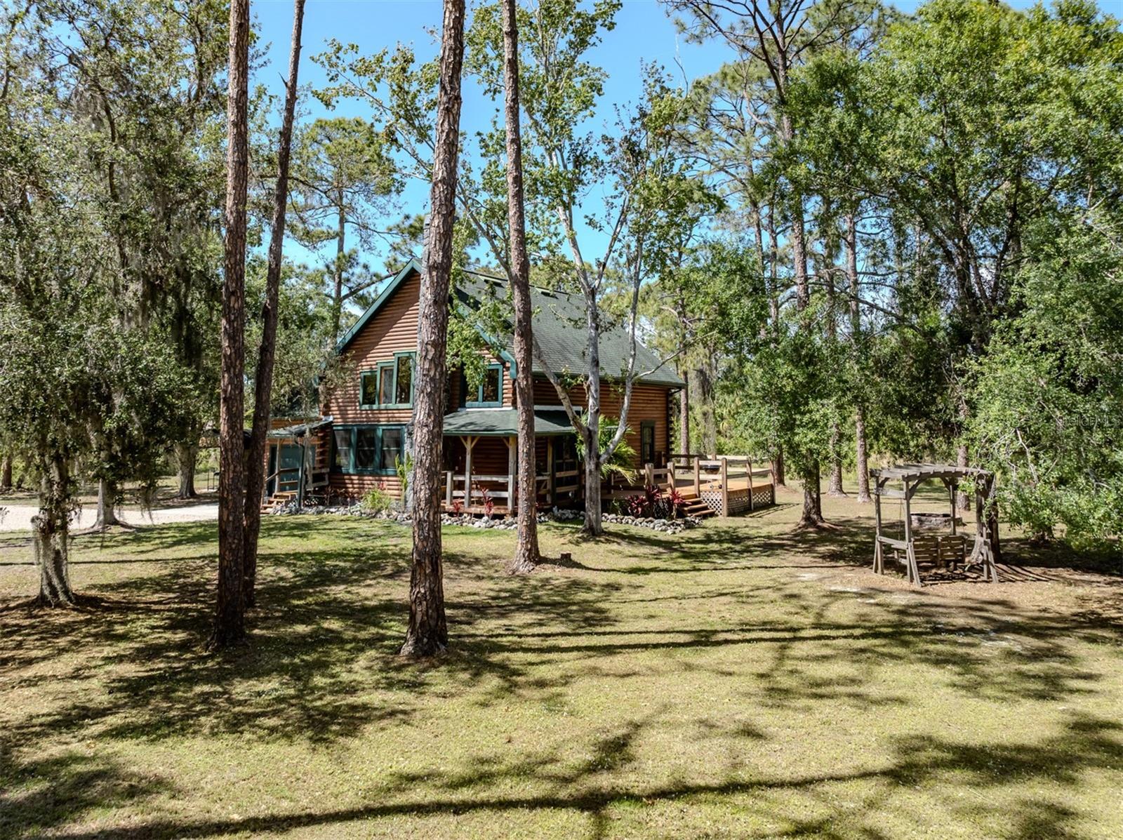 Image 35 of 89 For 2450 Flagami Lane