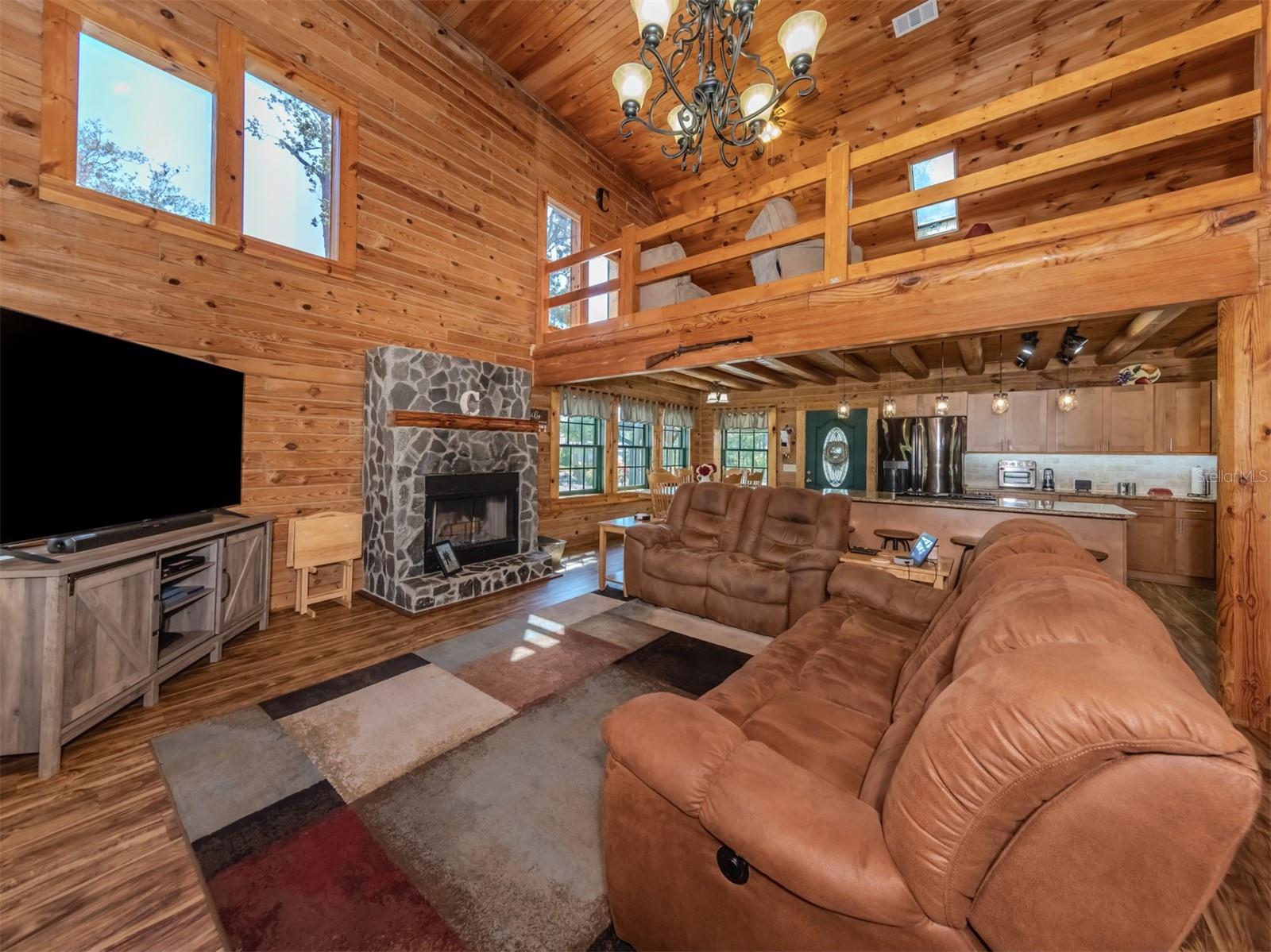 Image 9 of 89 For 2450 Flagami Lane