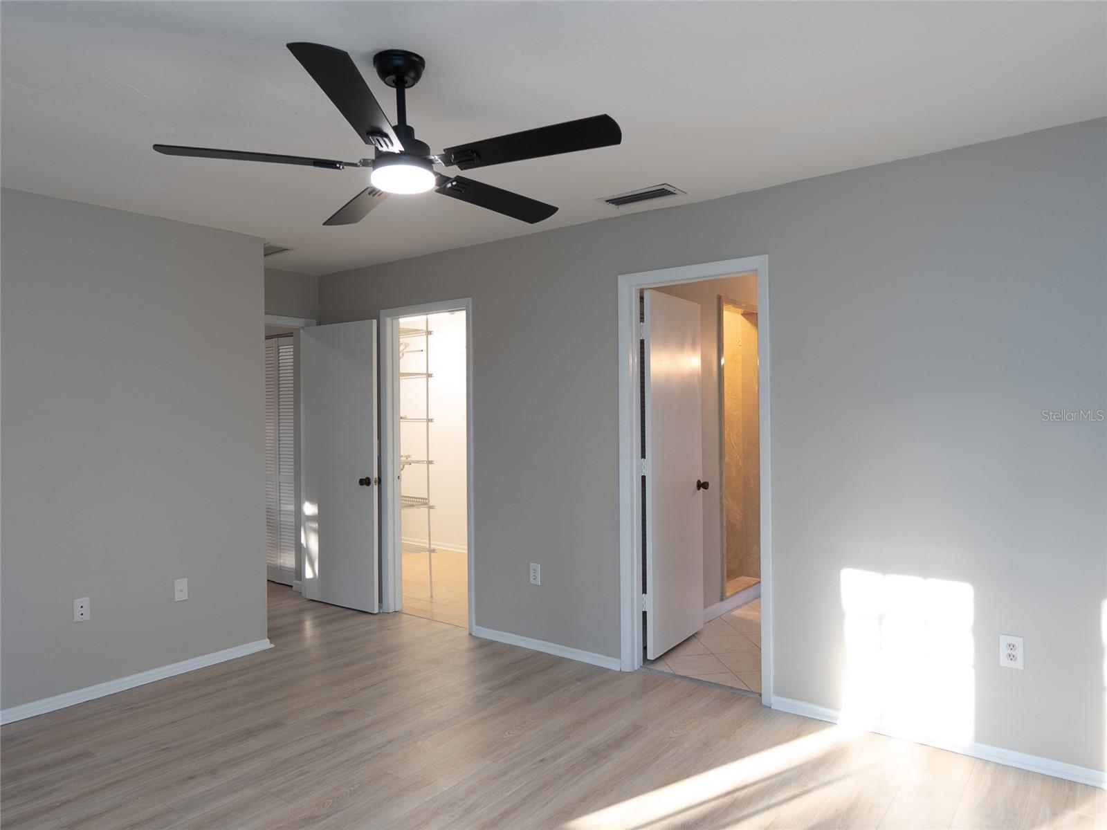 Image 25 of 66 For 593 Moon Drive