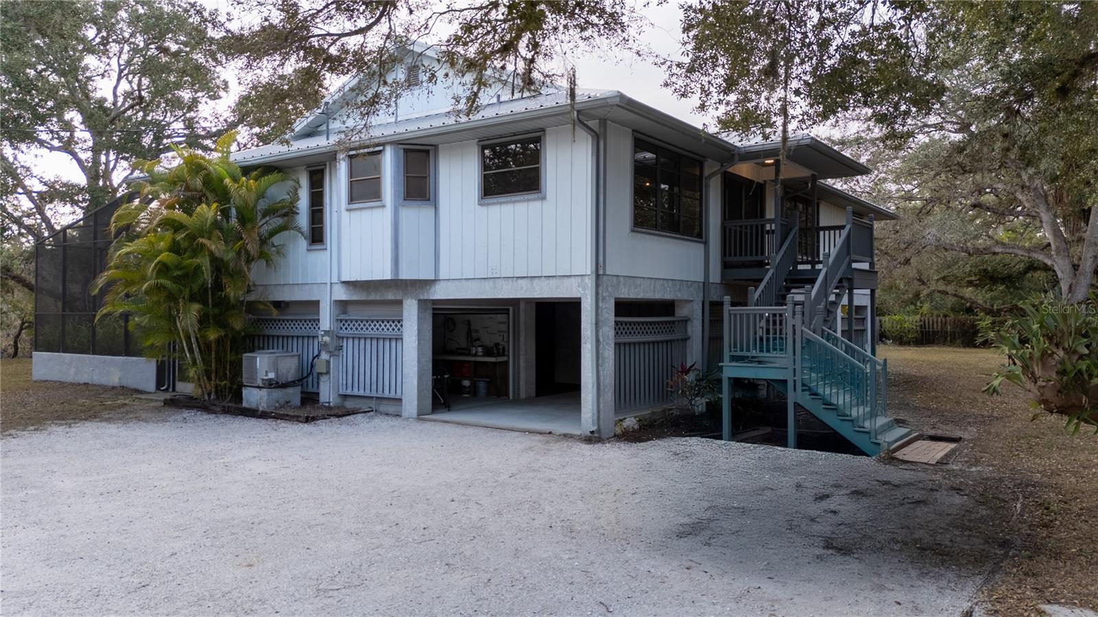 Image 3 of 66 For 593 Moon Drive