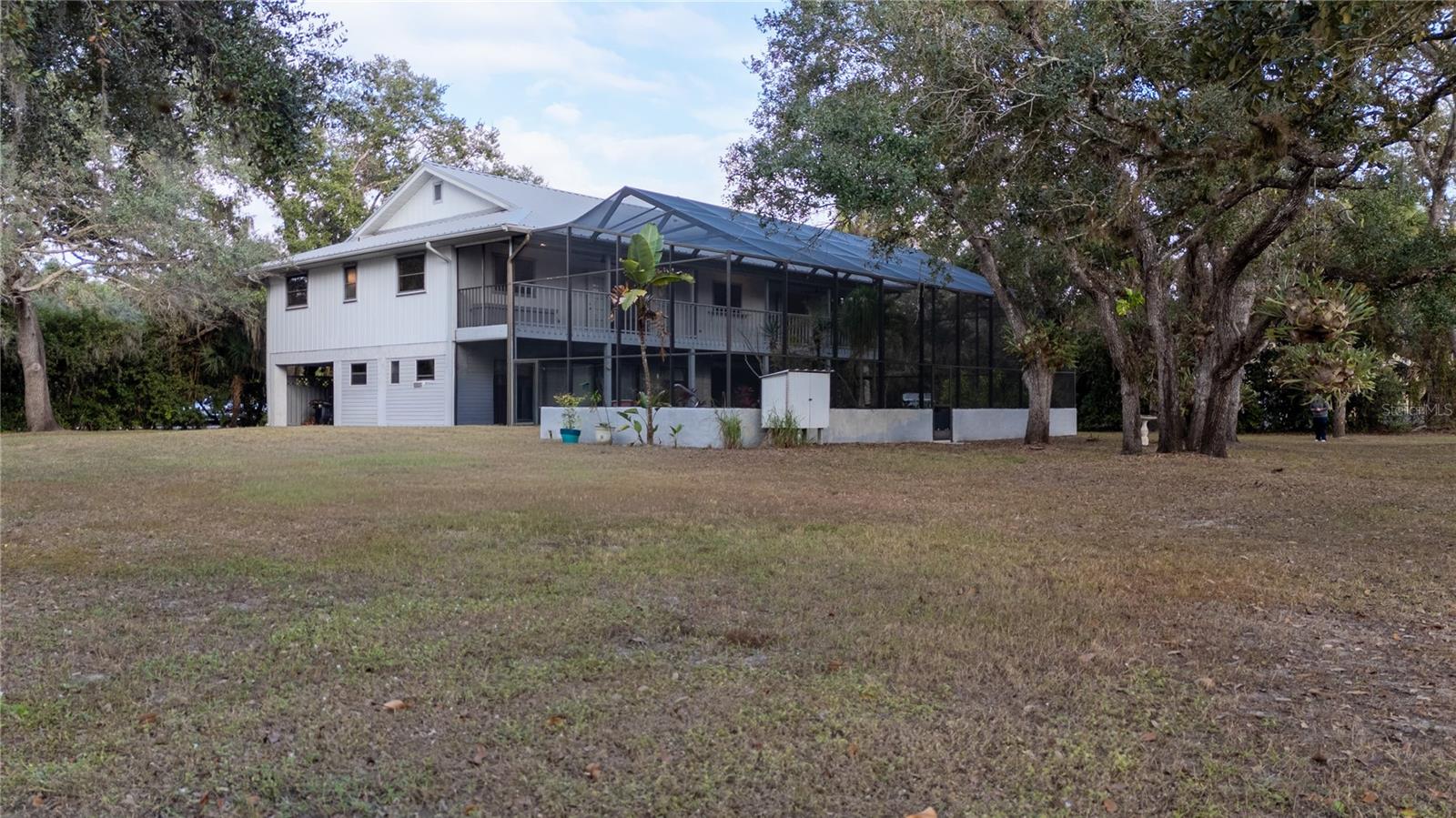 Image 4 of 66 For 593 Moon Drive