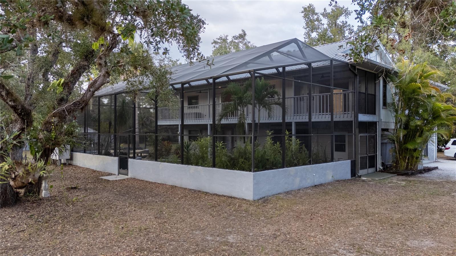 Image 5 of 66 For 593 Moon Drive