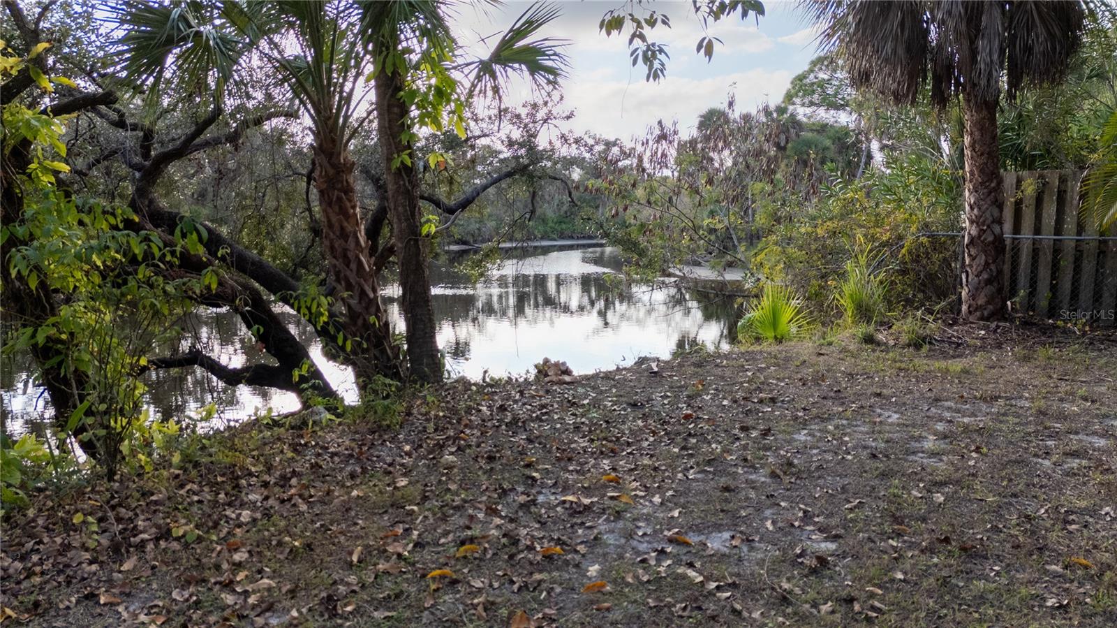 Image 60 of 66 For 593 Moon Drive