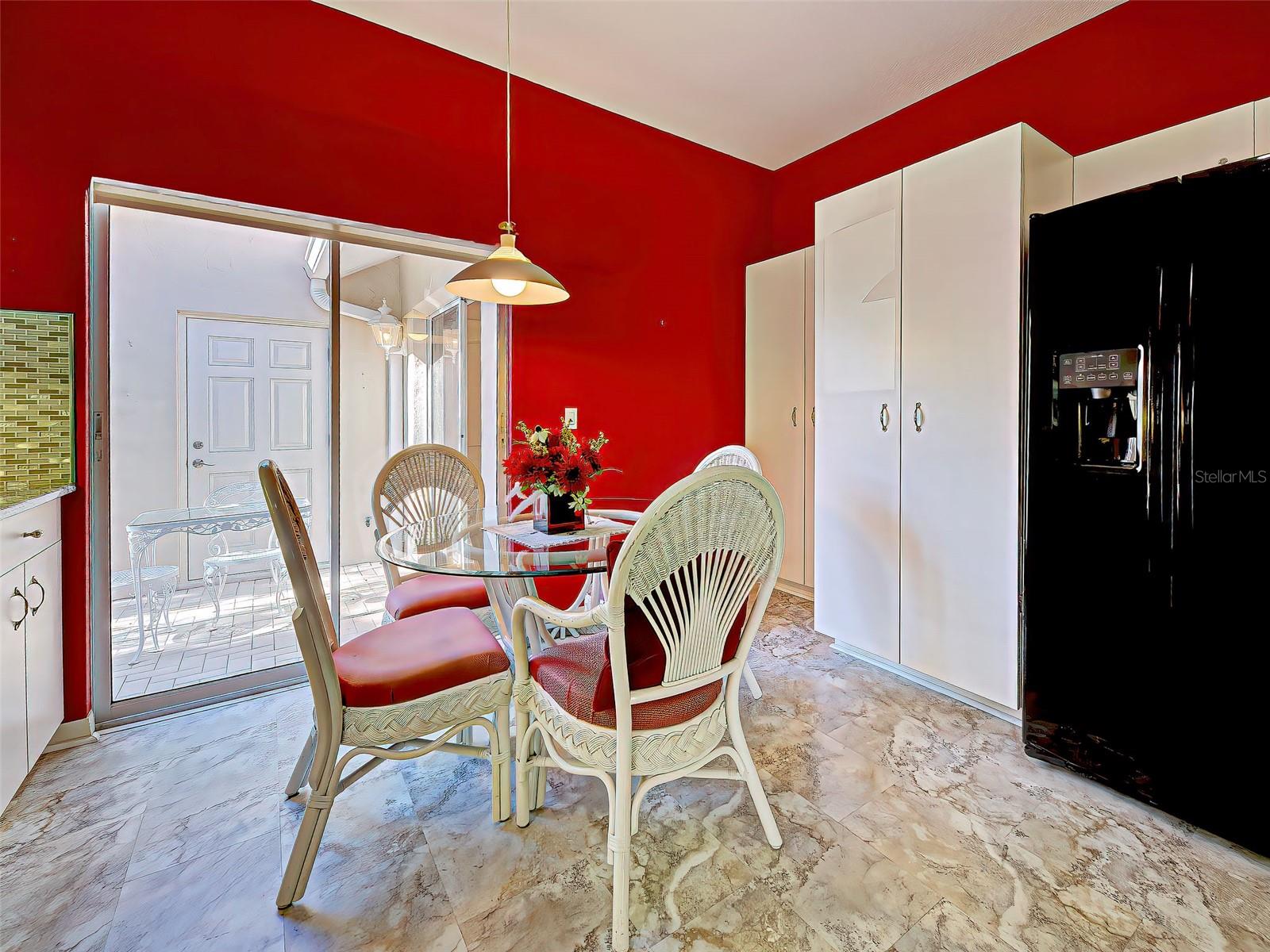 Image 26 of 93 For 1275 Berkshire Circle