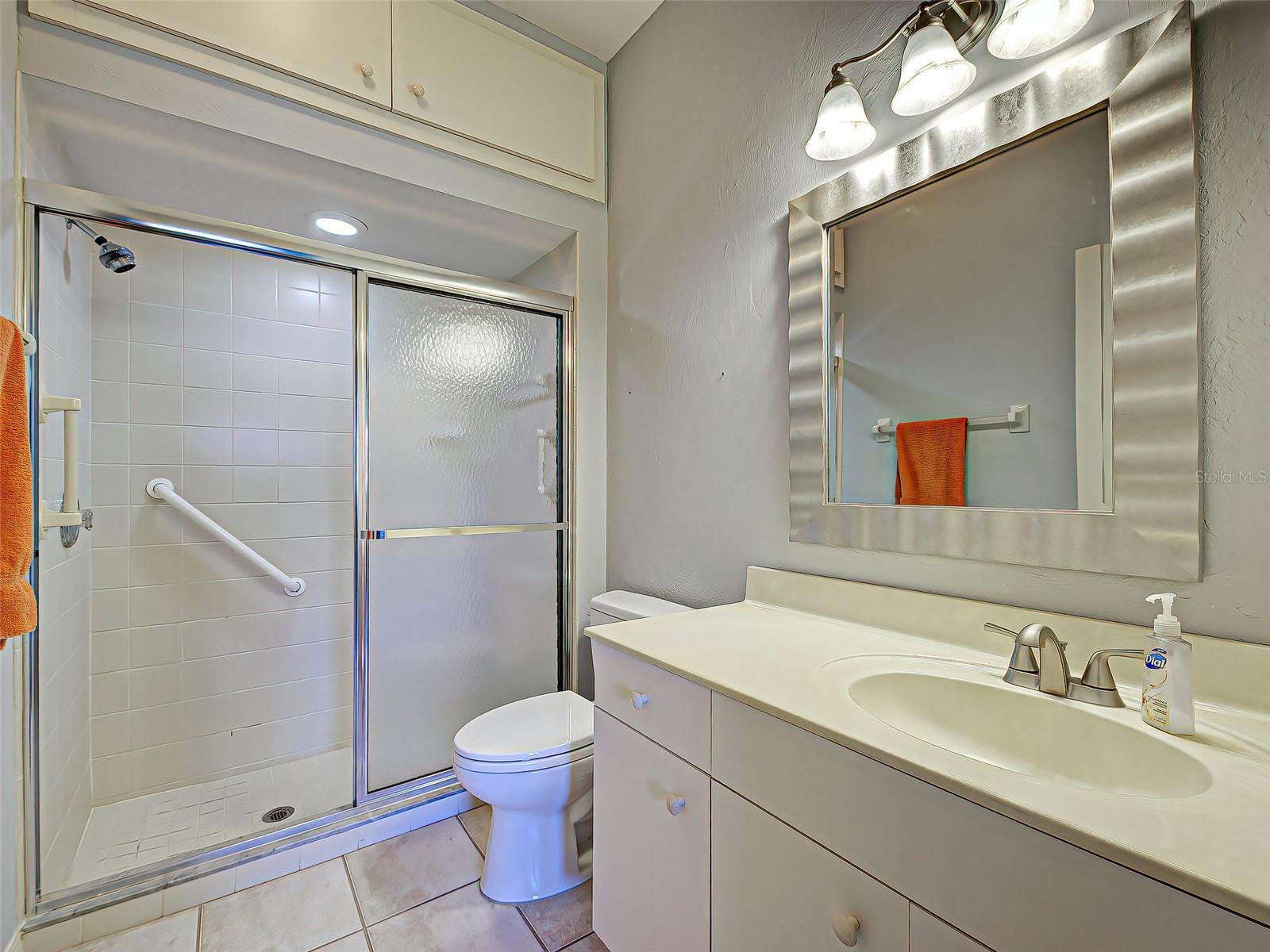 Image 33 of 93 For 1275 Berkshire Circle