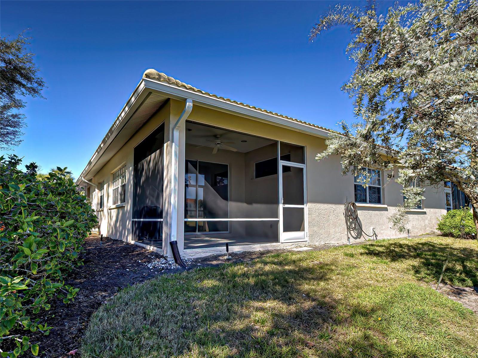 Image 48 of 93 For 1275 Berkshire Circle