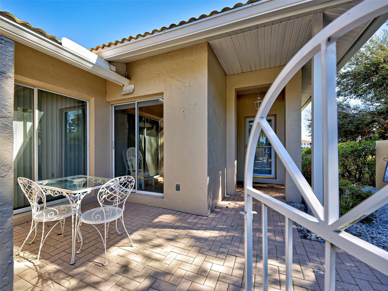 Image 5 of 93 For 1275 Berkshire Circle