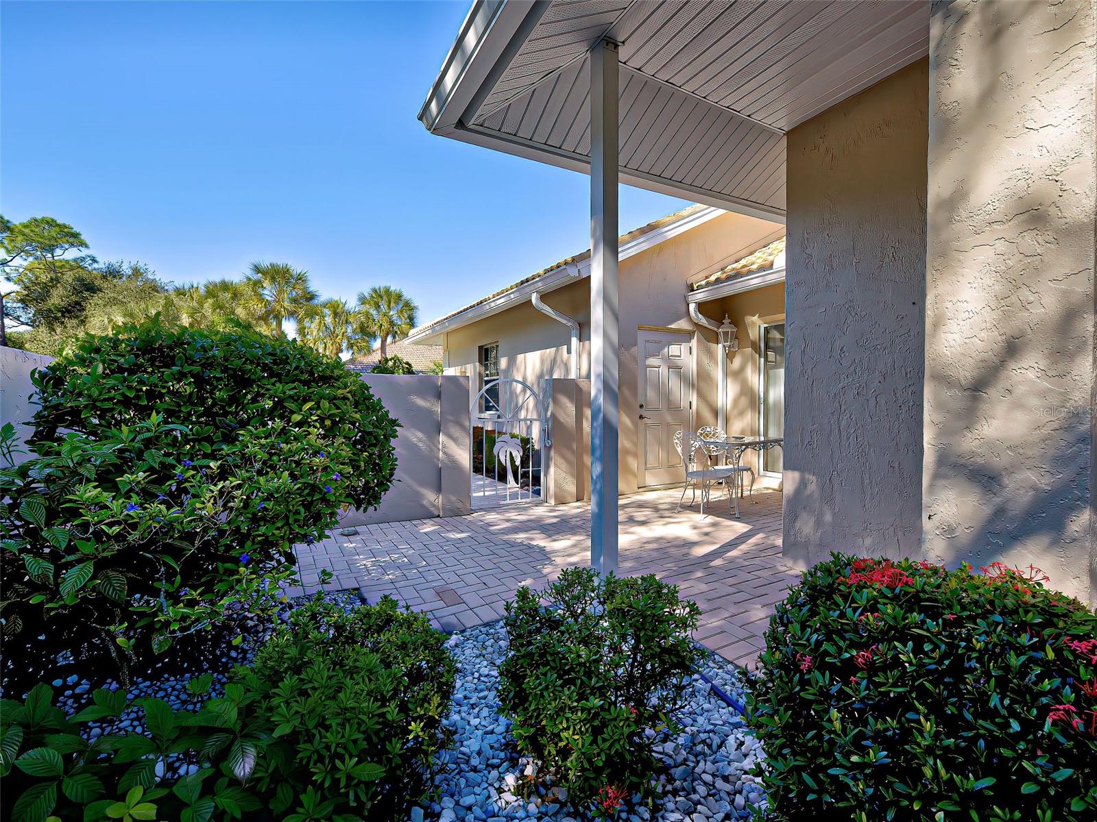 Image 7 of 93 For 1275 Berkshire Circle