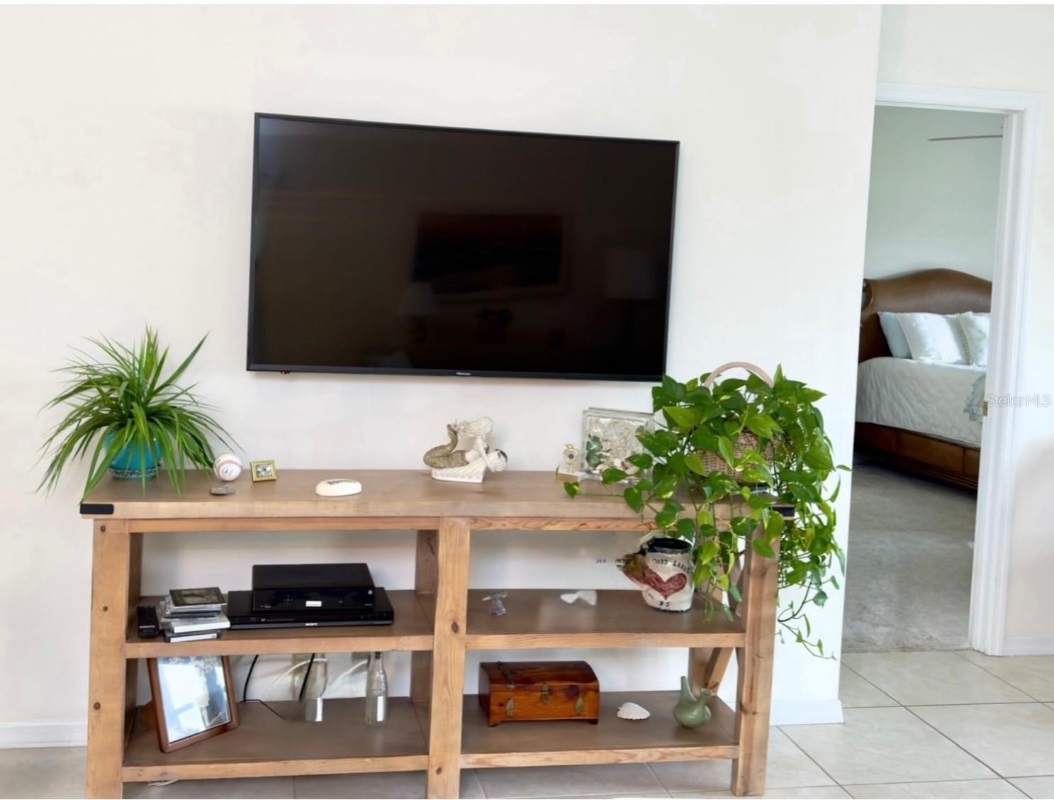 Image 10 of 43 For 4925 Pepperwood Place