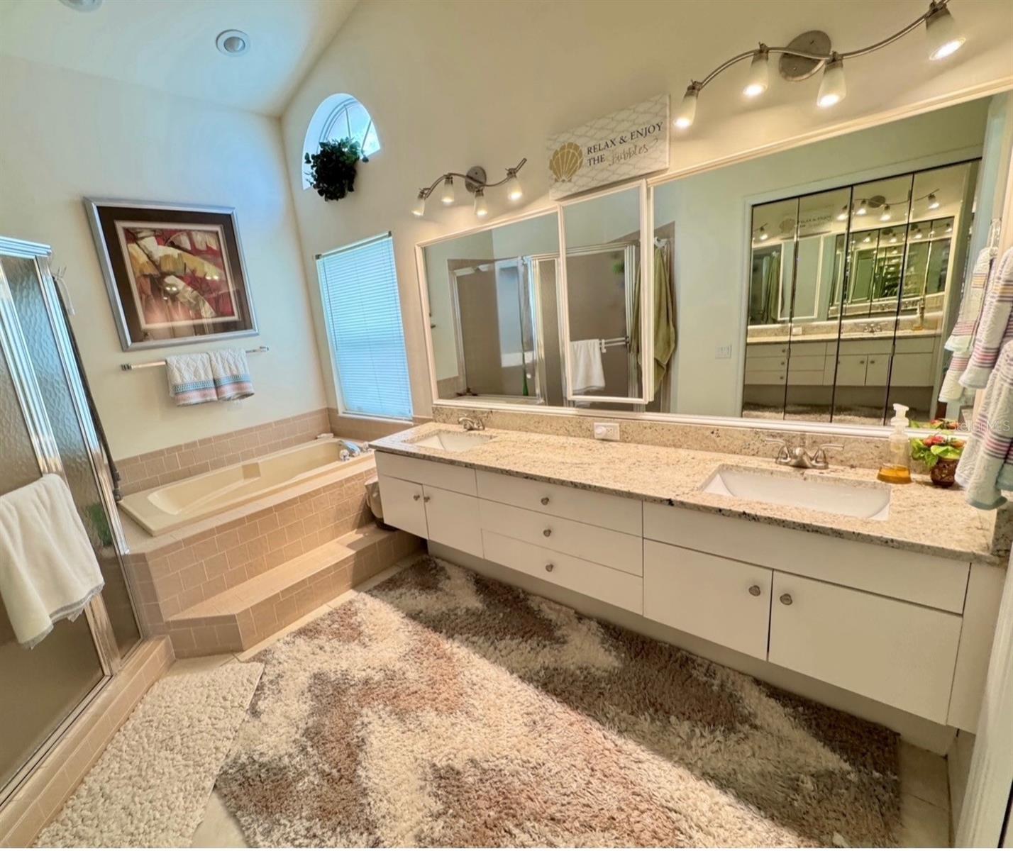 Image 22 of 43 For 4925 Pepperwood Place