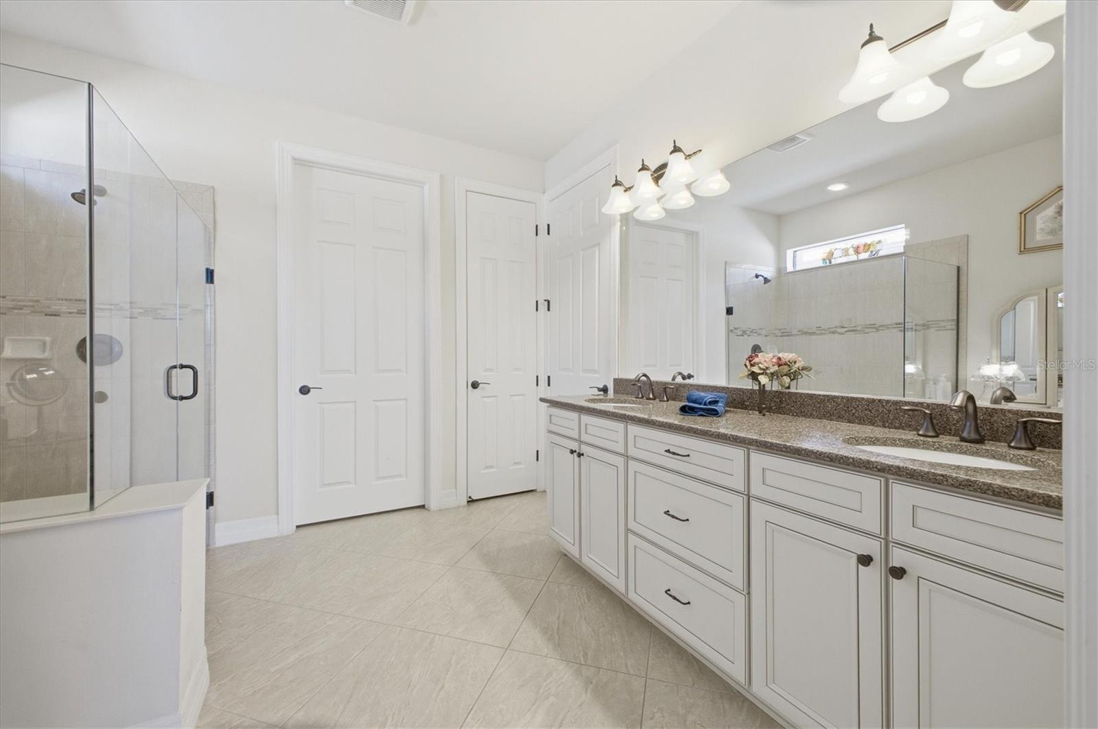 Image 17 of 80 For 13897 Umbria Street