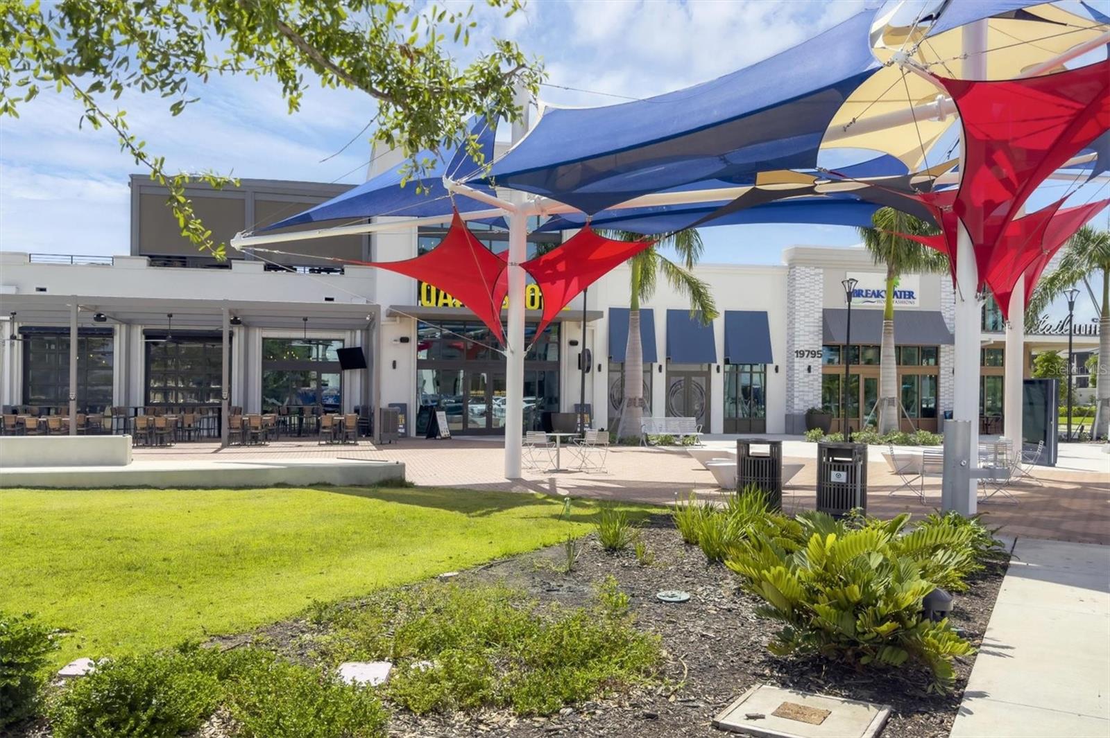 Image 72 of 80 For 13897 Umbria Street