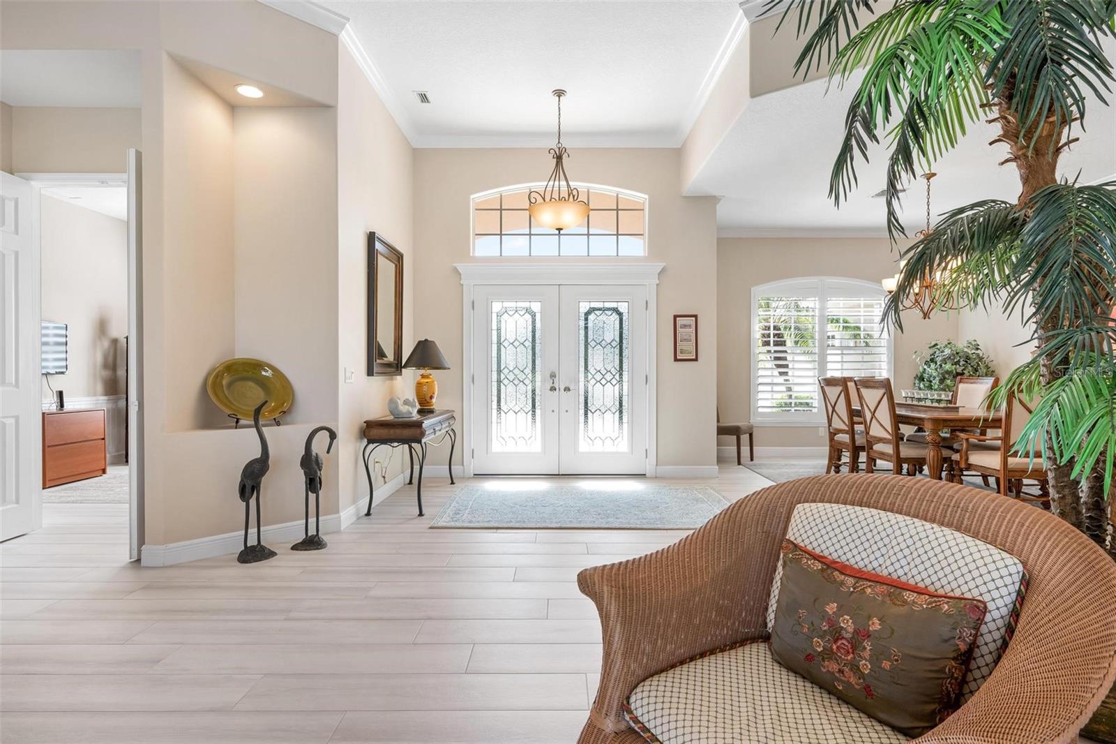 Image 12 of 95 For 433 Tremingham Way