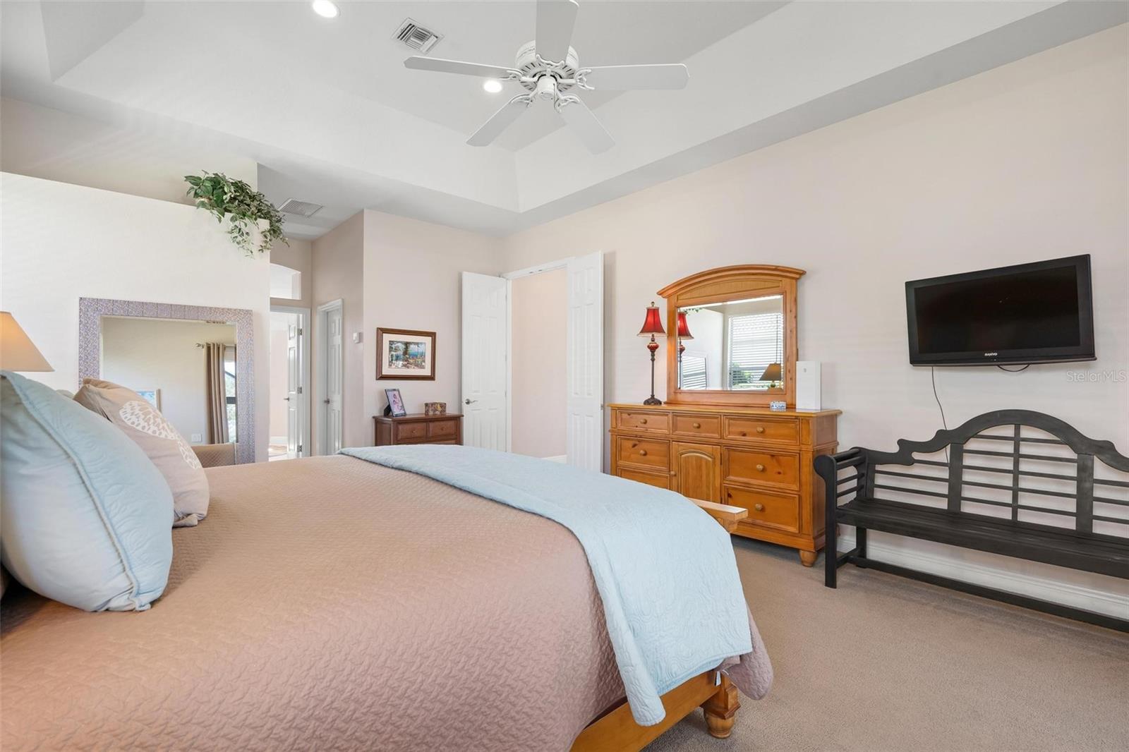 Image 33 of 95 For 433 Tremingham Way