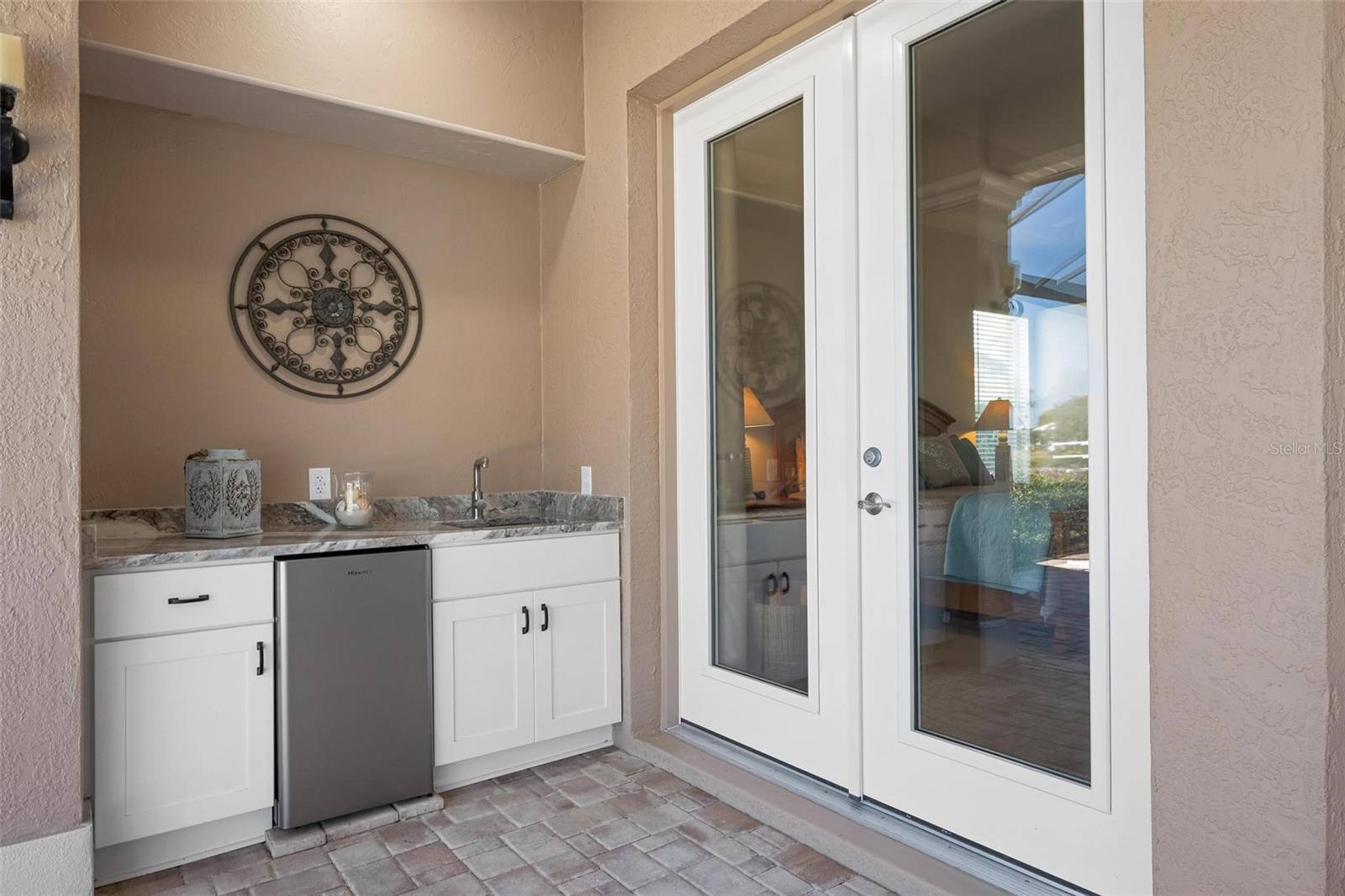 Image 48 of 95 For 433 Tremingham Way