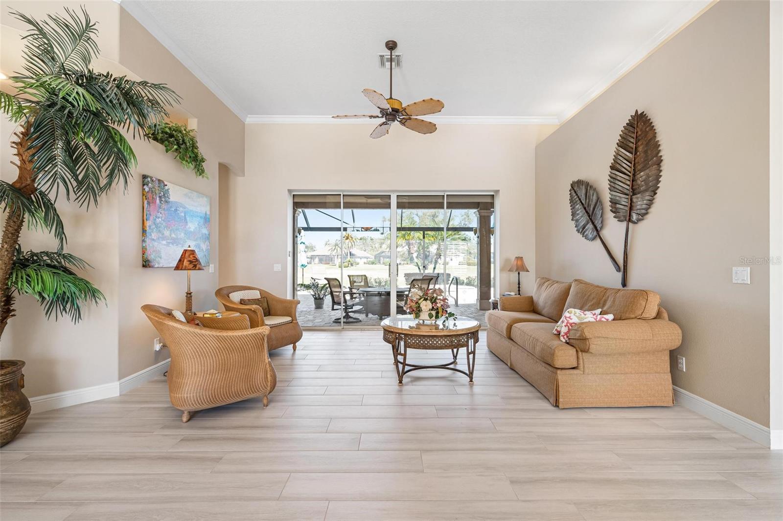 Image 5 of 95 For 433 Tremingham Way