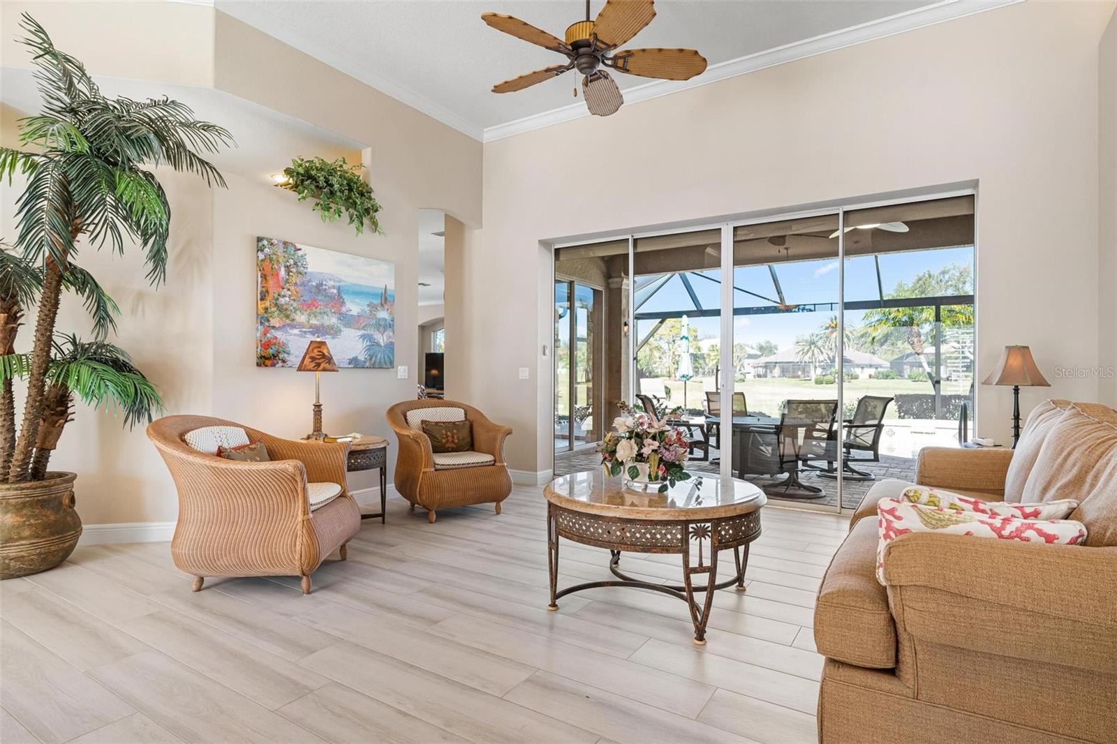 Image 9 of 95 For 433 Tremingham Way