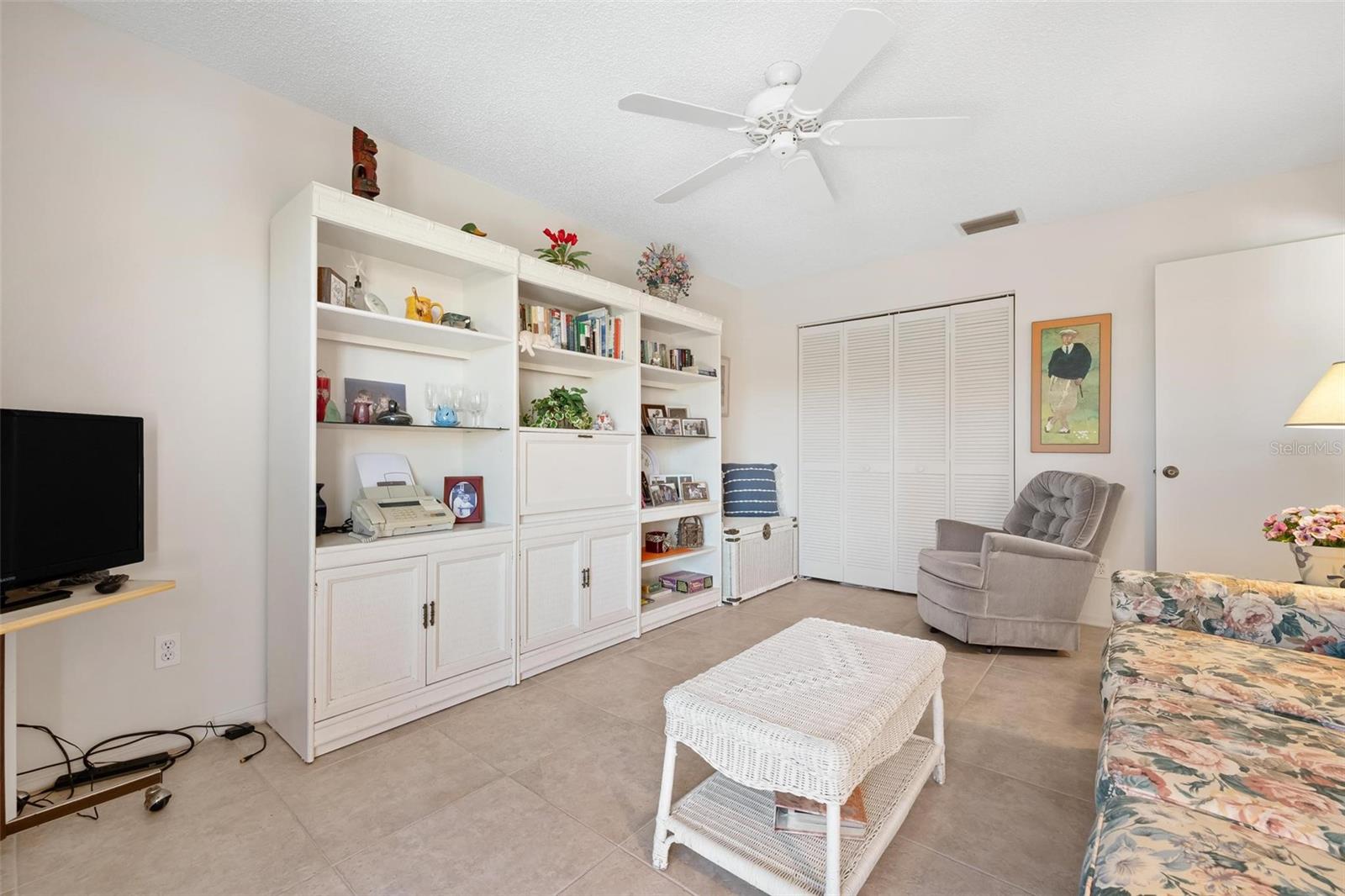 Image 28 of 81 For 270 Cerromar Way S 57