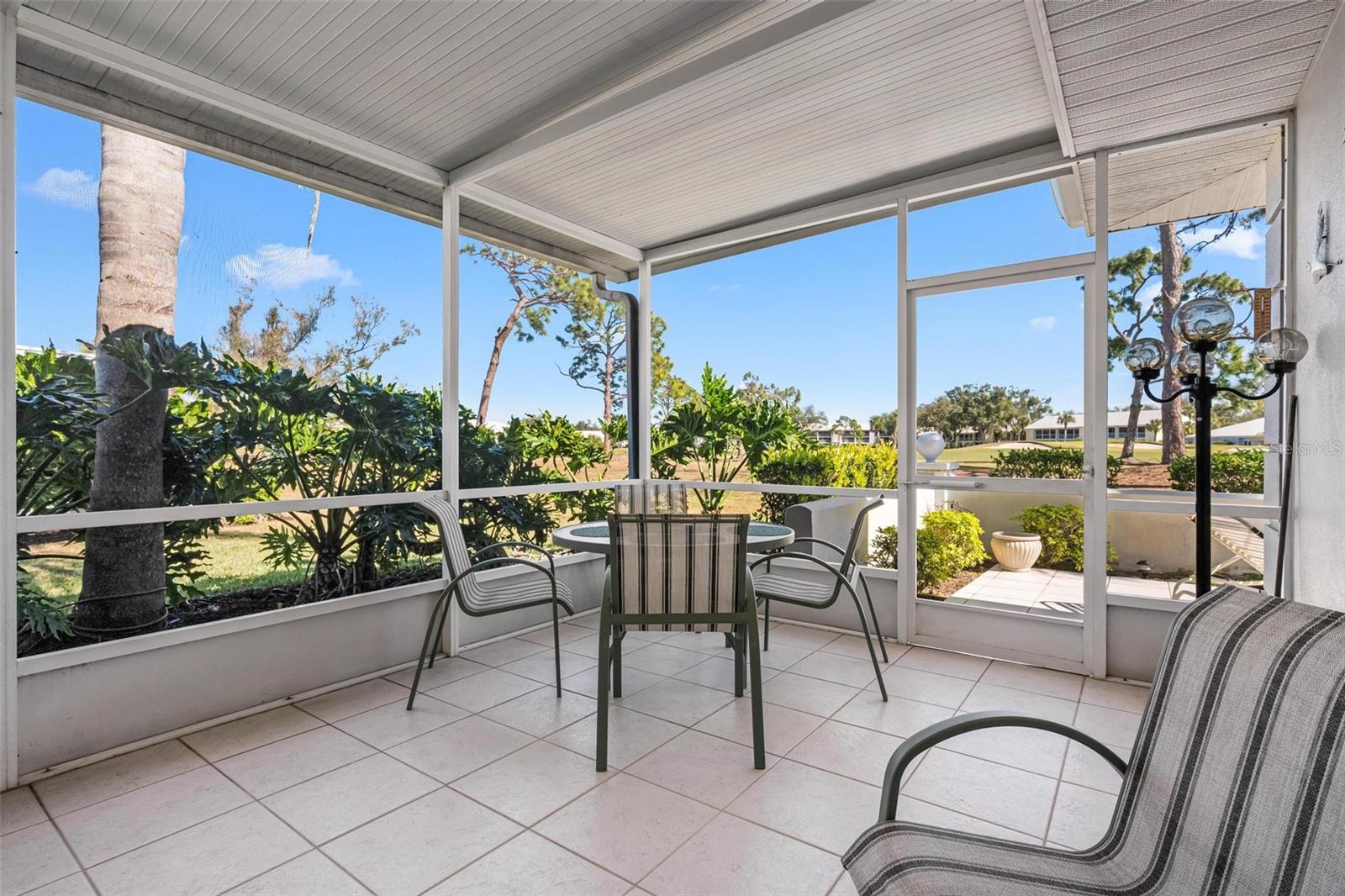 Image 30 of 81 For 270 Cerromar Way S 57