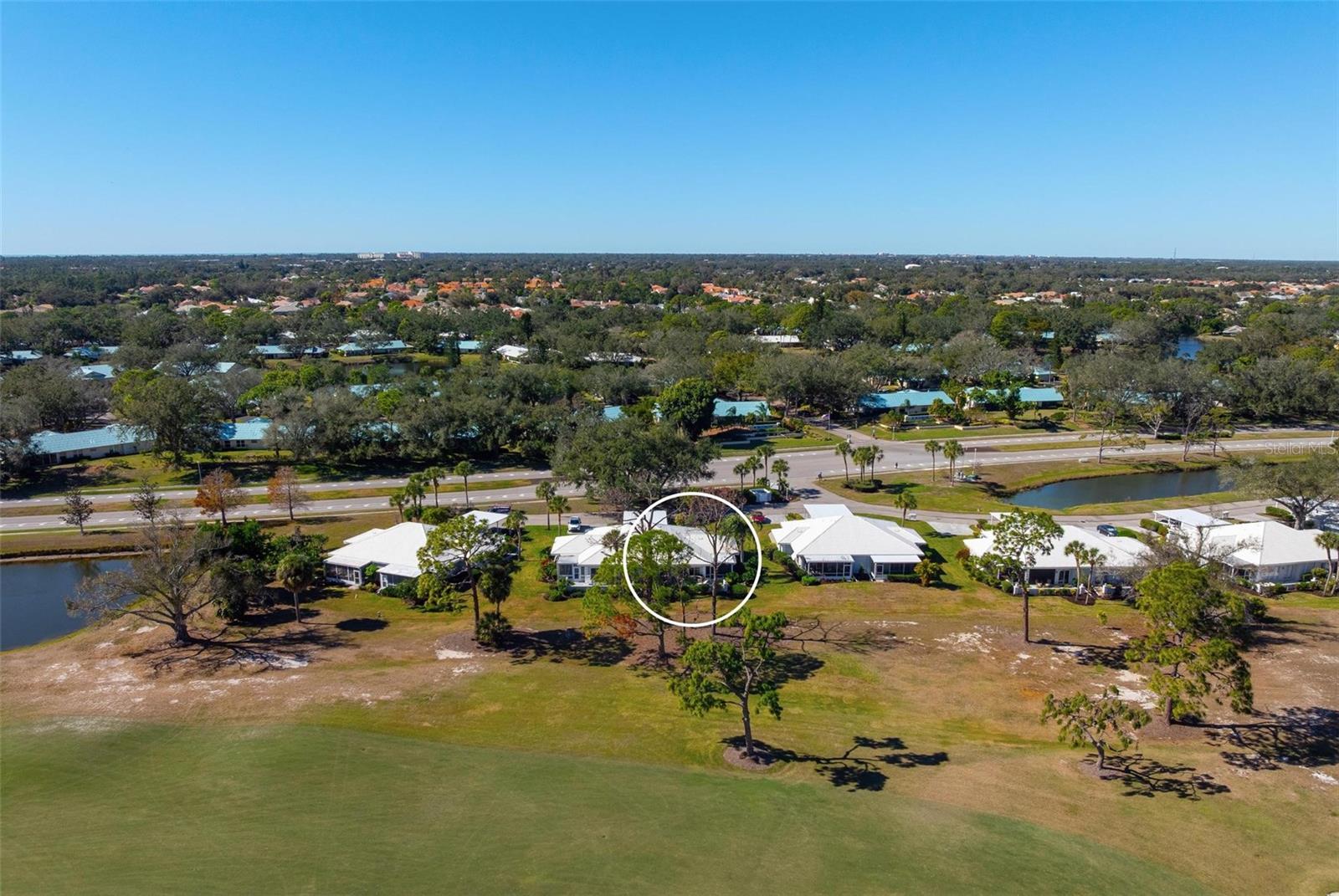 Image 69 of 81 For 270 Cerromar Way S 57