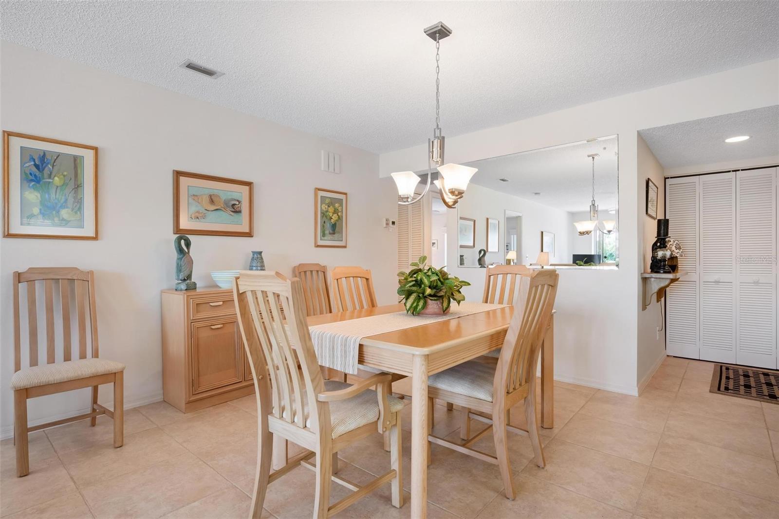 Image 8 of 81 For 270 Cerromar Way S 57