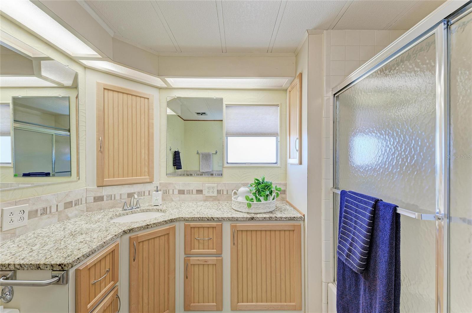 Image 23 of 37 For 52 Blackbeard Lane