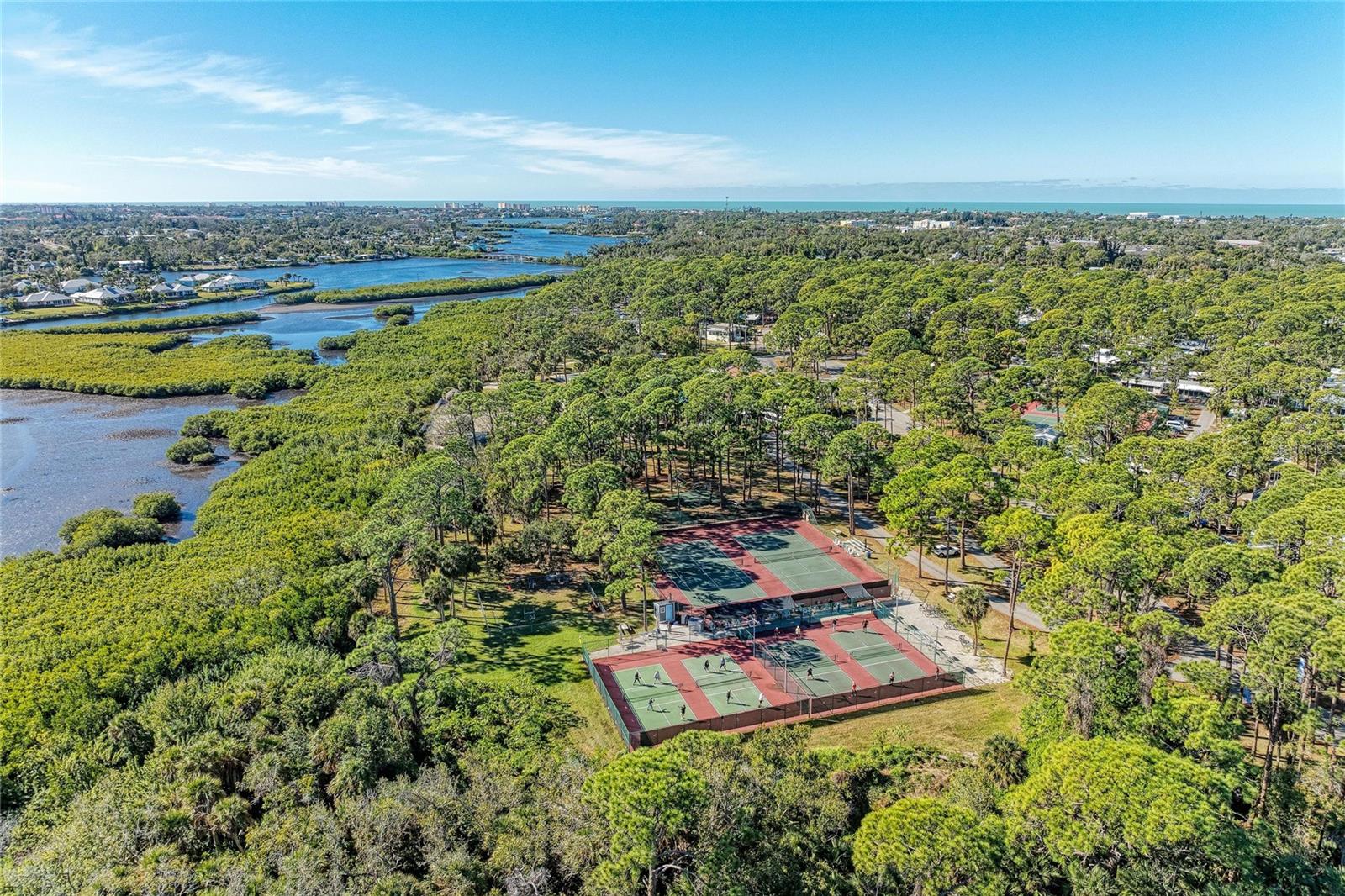 Image 32 of 37 For 52 Blackbeard Lane