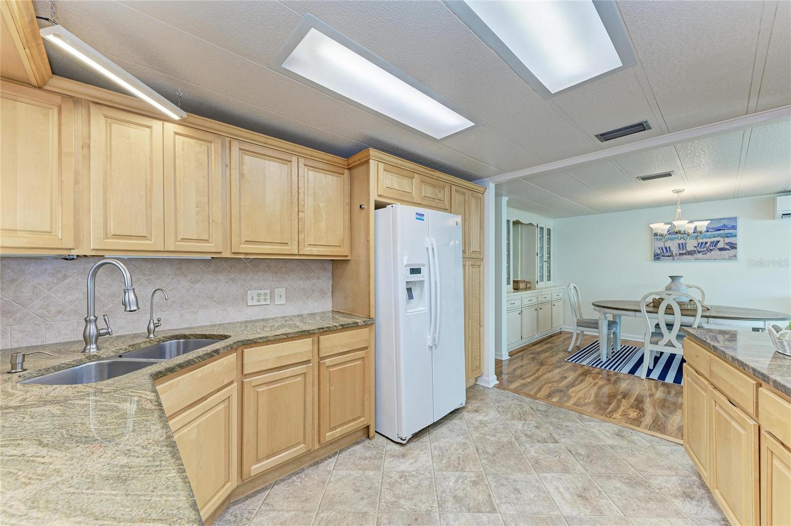 Image 8 of 37 For 52 Blackbeard Lane