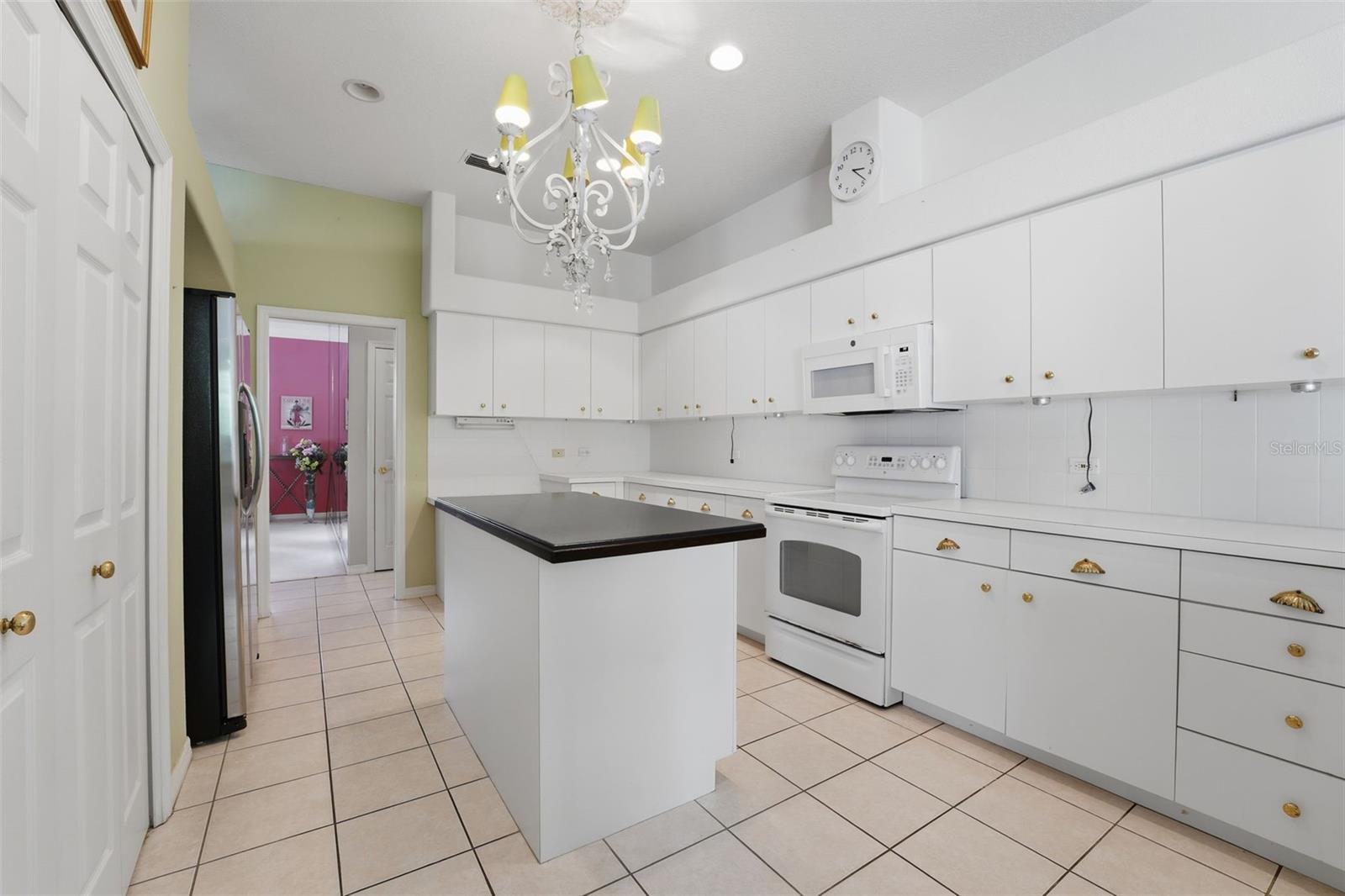 Image 15 of 43 For 507 Cheval Drive