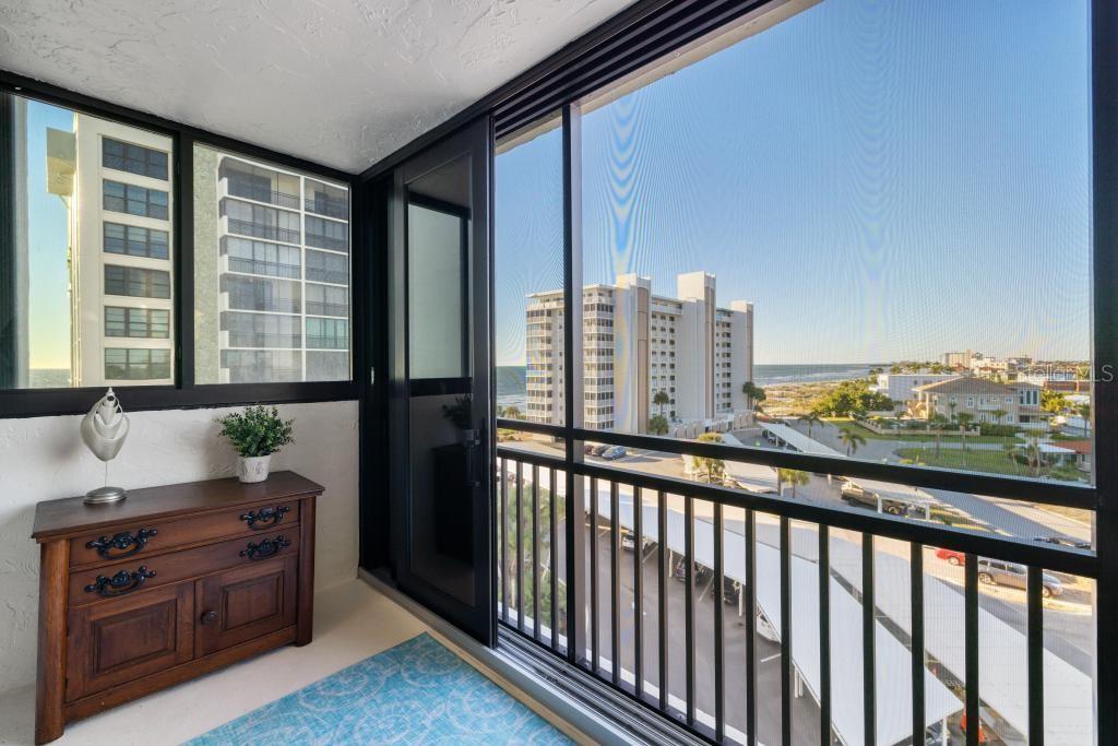 Image 33 of 77 For 627 Alhambra Road 604