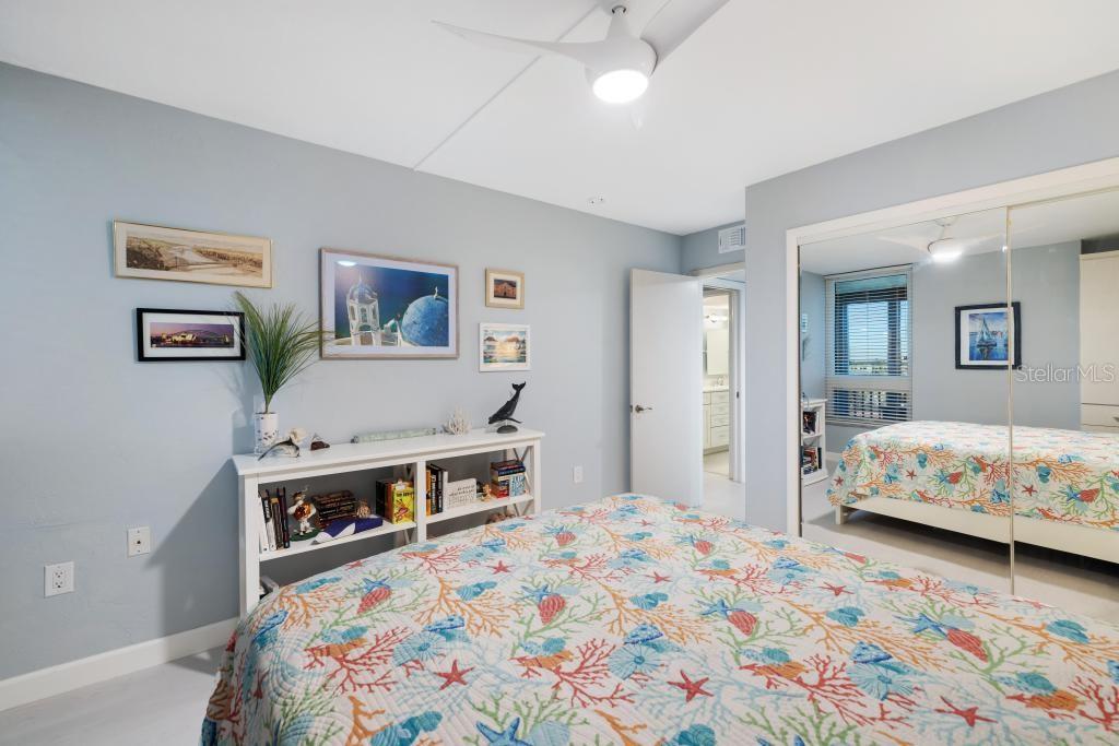 Image 40 of 77 For 627 Alhambra Road 604