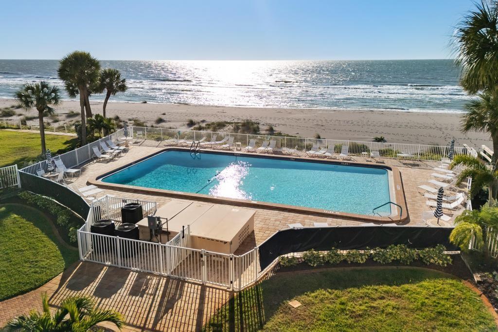 Image 47 of 77 For 627 Alhambra Road 604