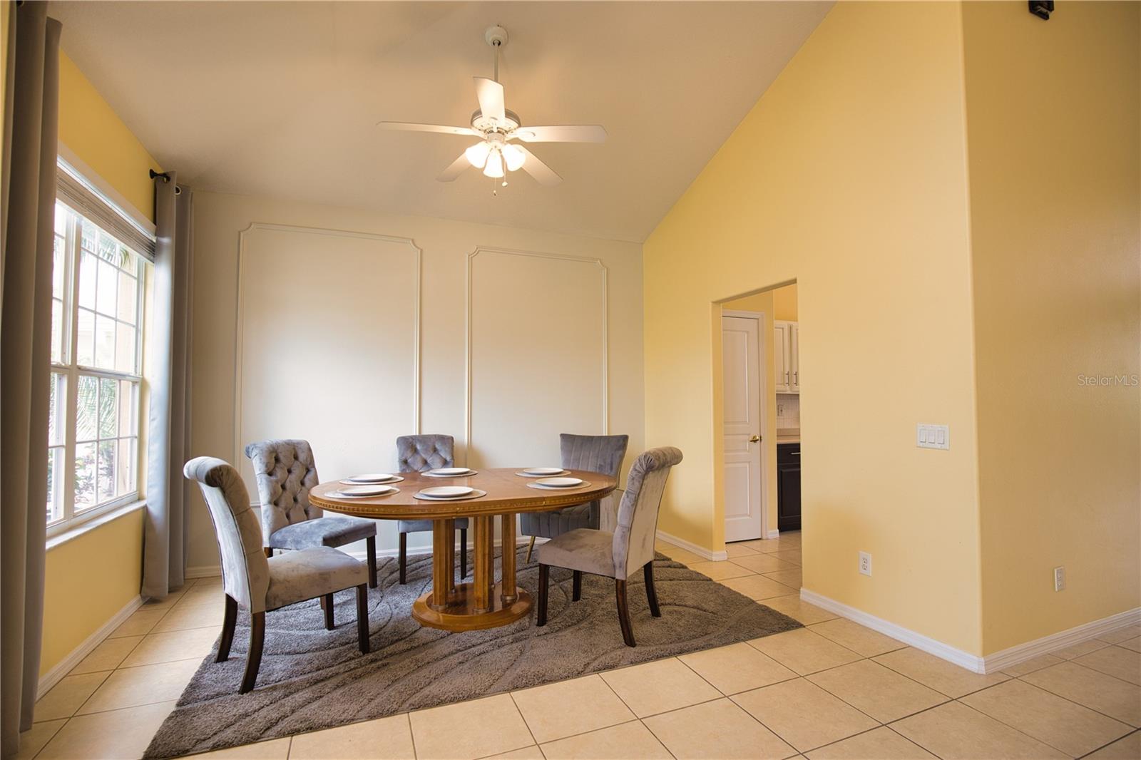 Image 13 of 40 For 175 Braemar Avenue