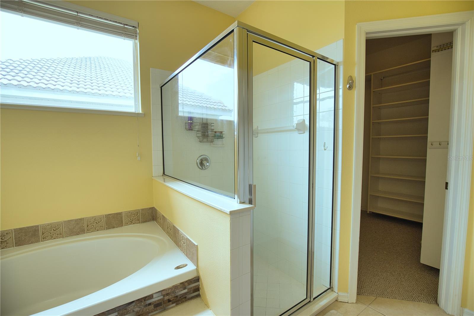 Image 20 of 40 For 175 Braemar Avenue