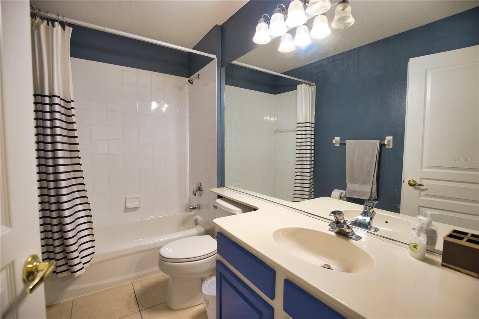 Image 28 of 40 For 175 Braemar Avenue