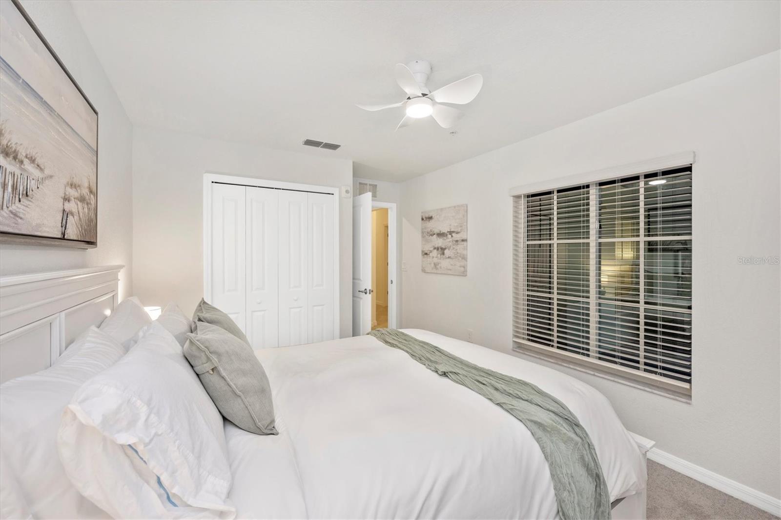 Image 40 of 89 For 17505 Opal Sand Drive 206