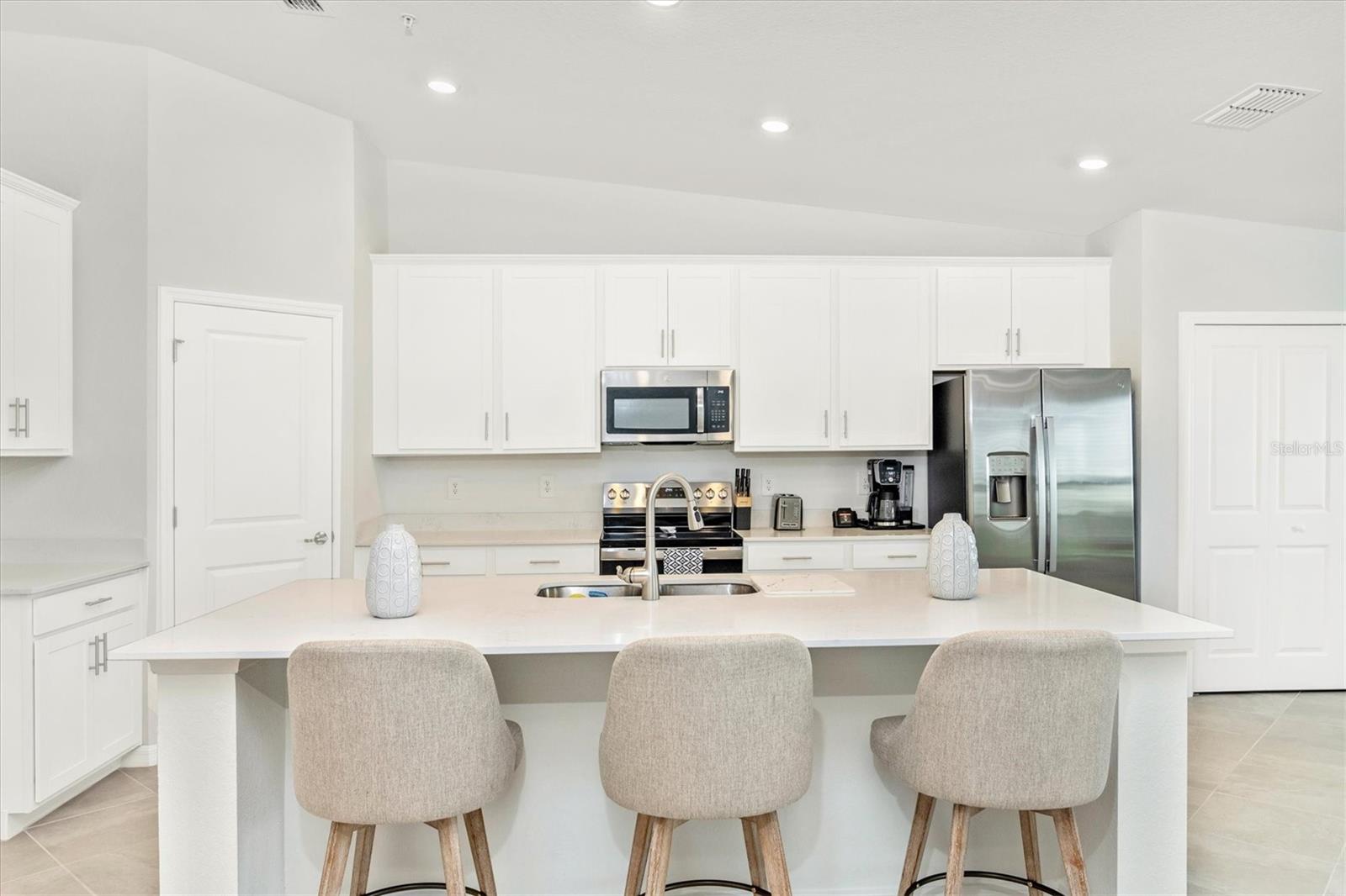 Image 5 of 89 For 17505 Opal Sand Drive 206