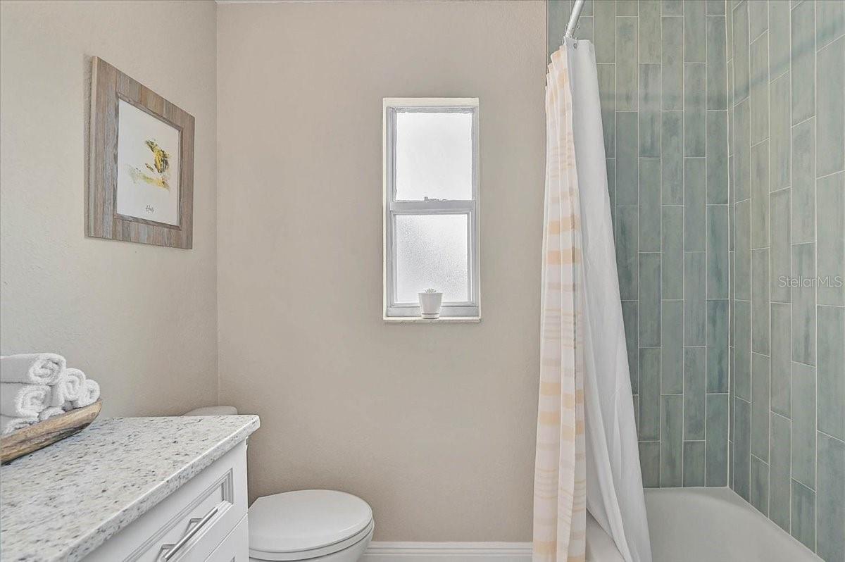 Image 10 of 34 For 2832 Osprey Avenue