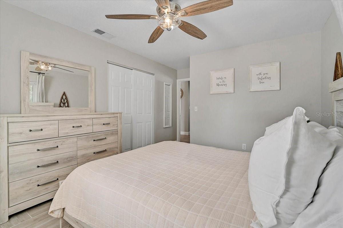 Image 16 of 34 For 2832 Osprey Avenue