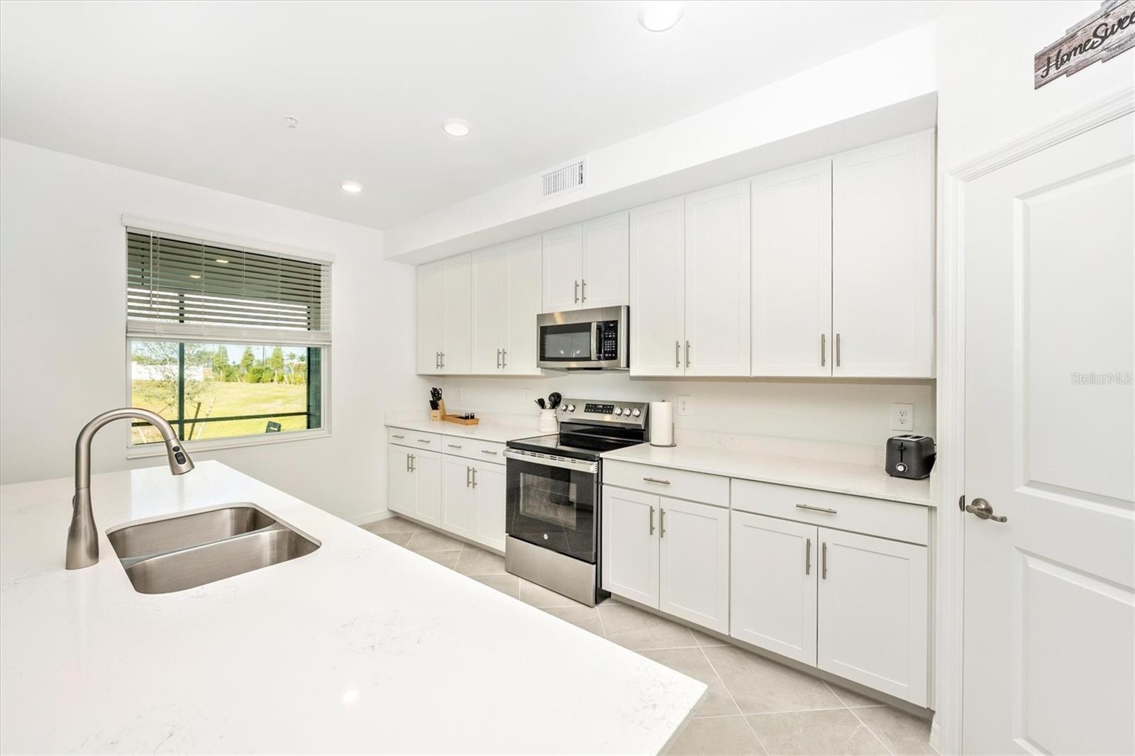 Image 10 of 94 For 17775 Boracay Court 102