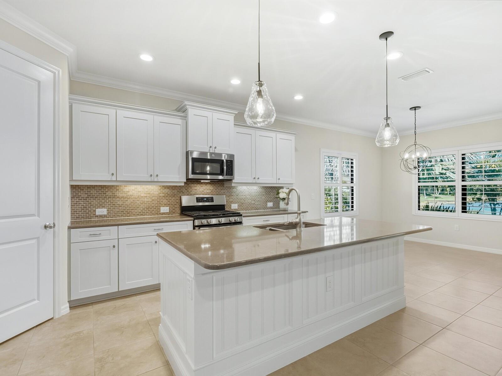 Image 12 of 45 For 213 Malina Court