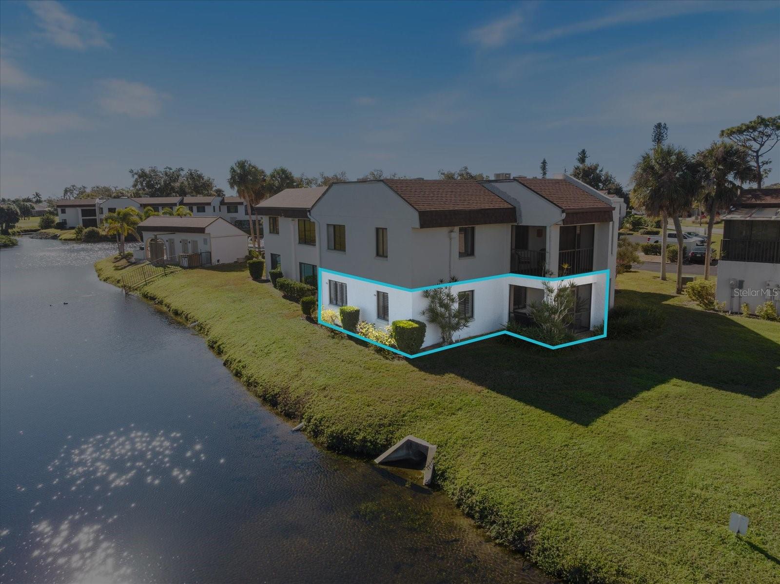 Image 15 of 44 For 822 Capri Isles Boulevard 107