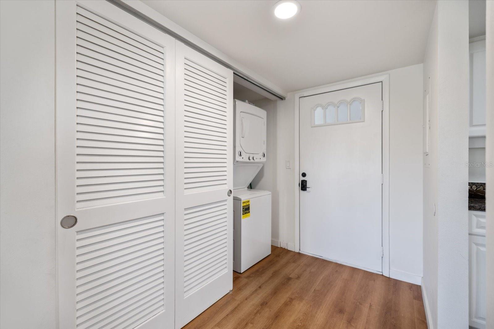 Image 34 of 44 For 822 Capri Isles Boulevard 107