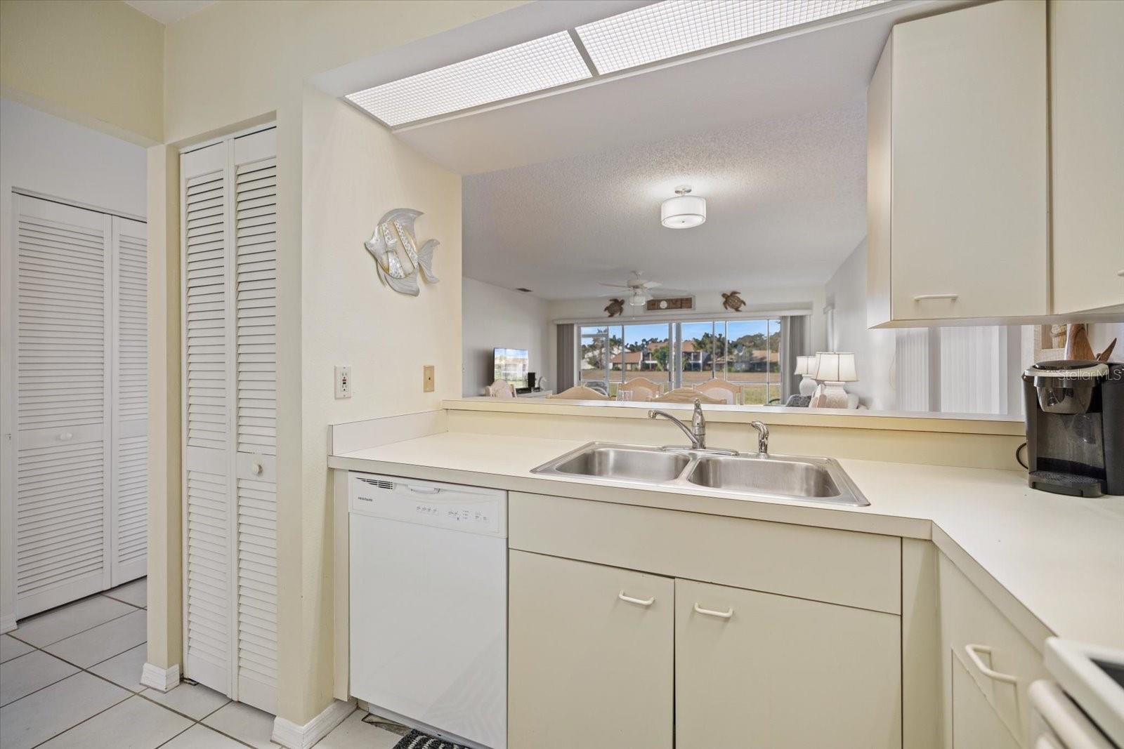 Image 8 of 37 For 880 Bird Bay Drive W 106